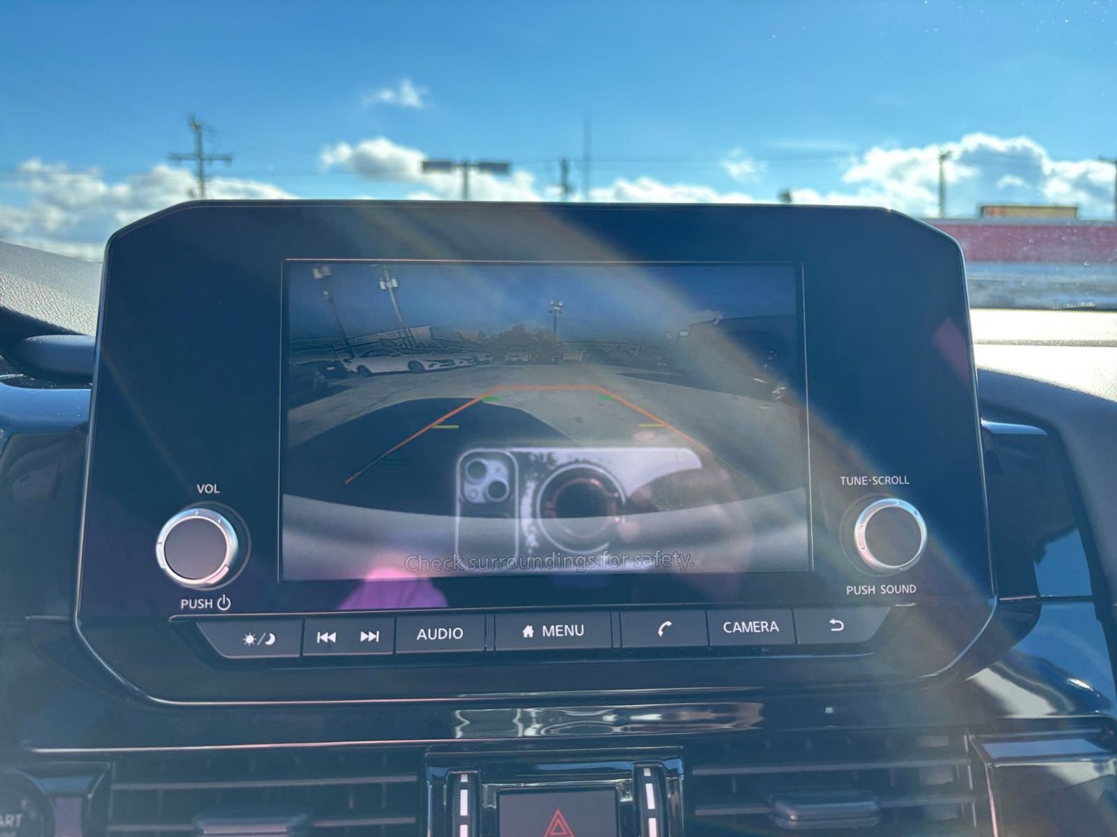 Thumbnail: 2025 Nissan Pathfinder - 17