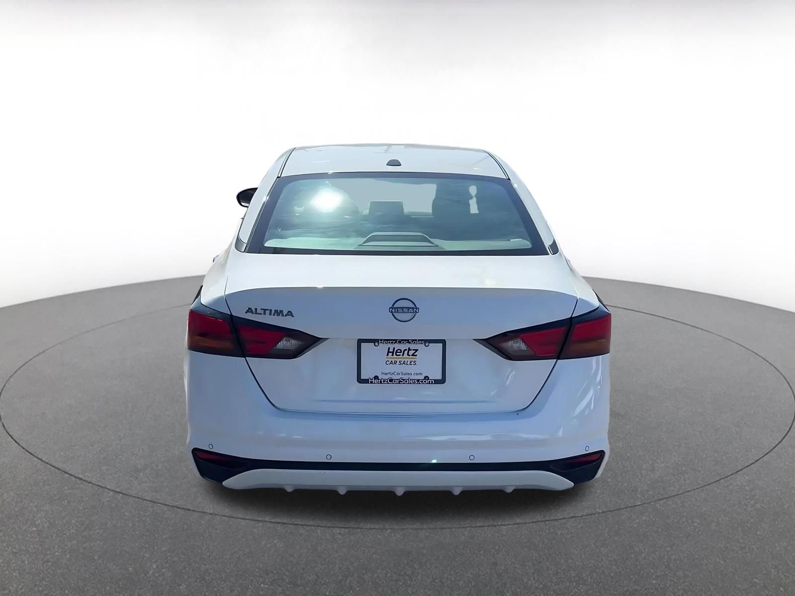 Thumbnail: 2025 Nissan Altima - 12