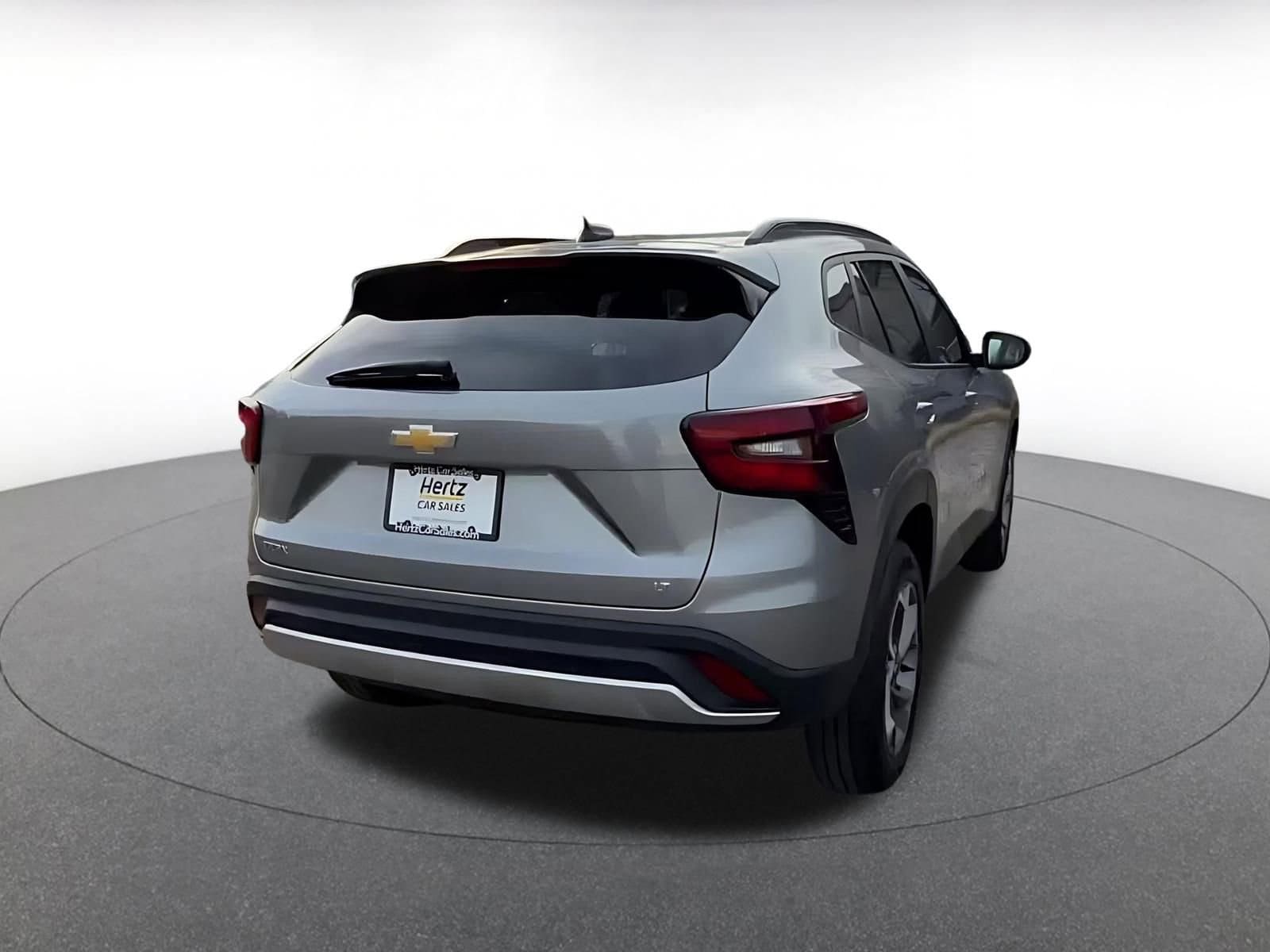 Thumbnail: 2025 Chevrolet Trax - 14