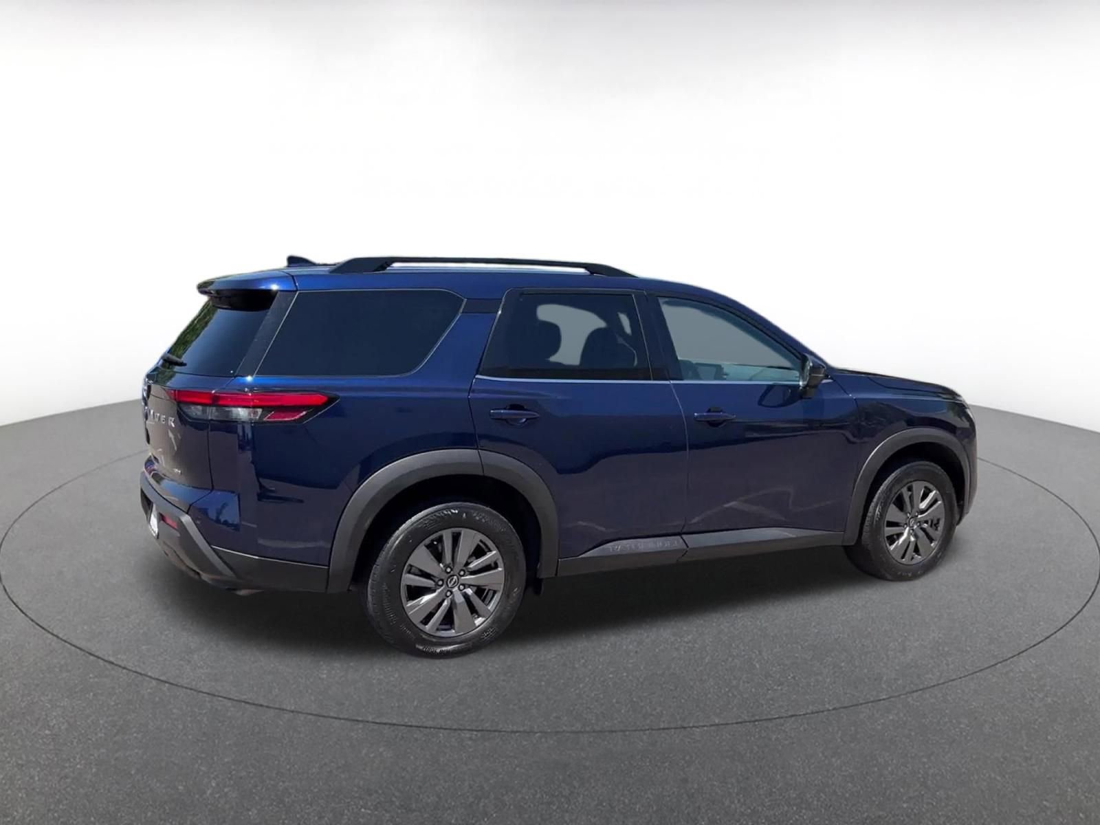 Thumbnail: 2025 Nissan Pathfinder - 14