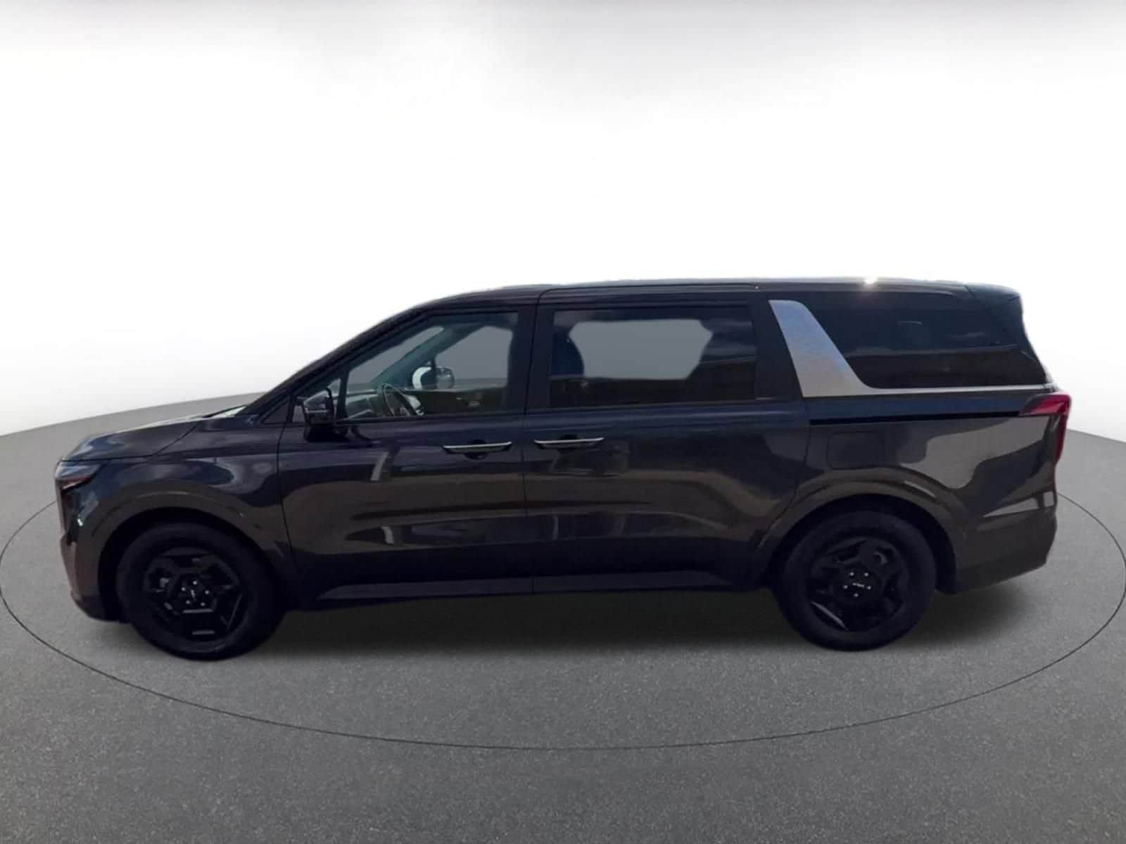 Thumbnail: 2026 Kia Carnival - 9