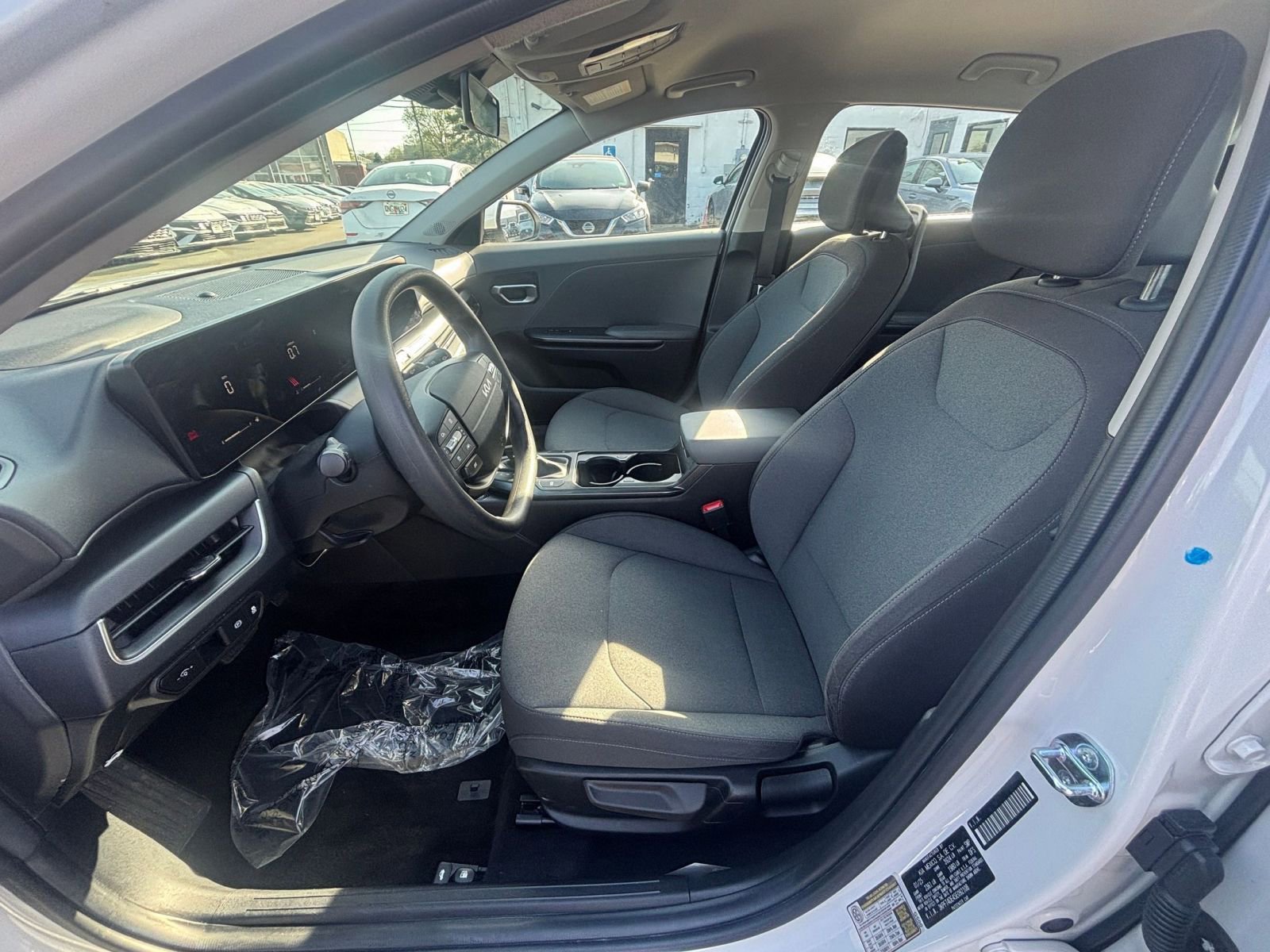 Thumbnail: 2025 Kia K4 - 28