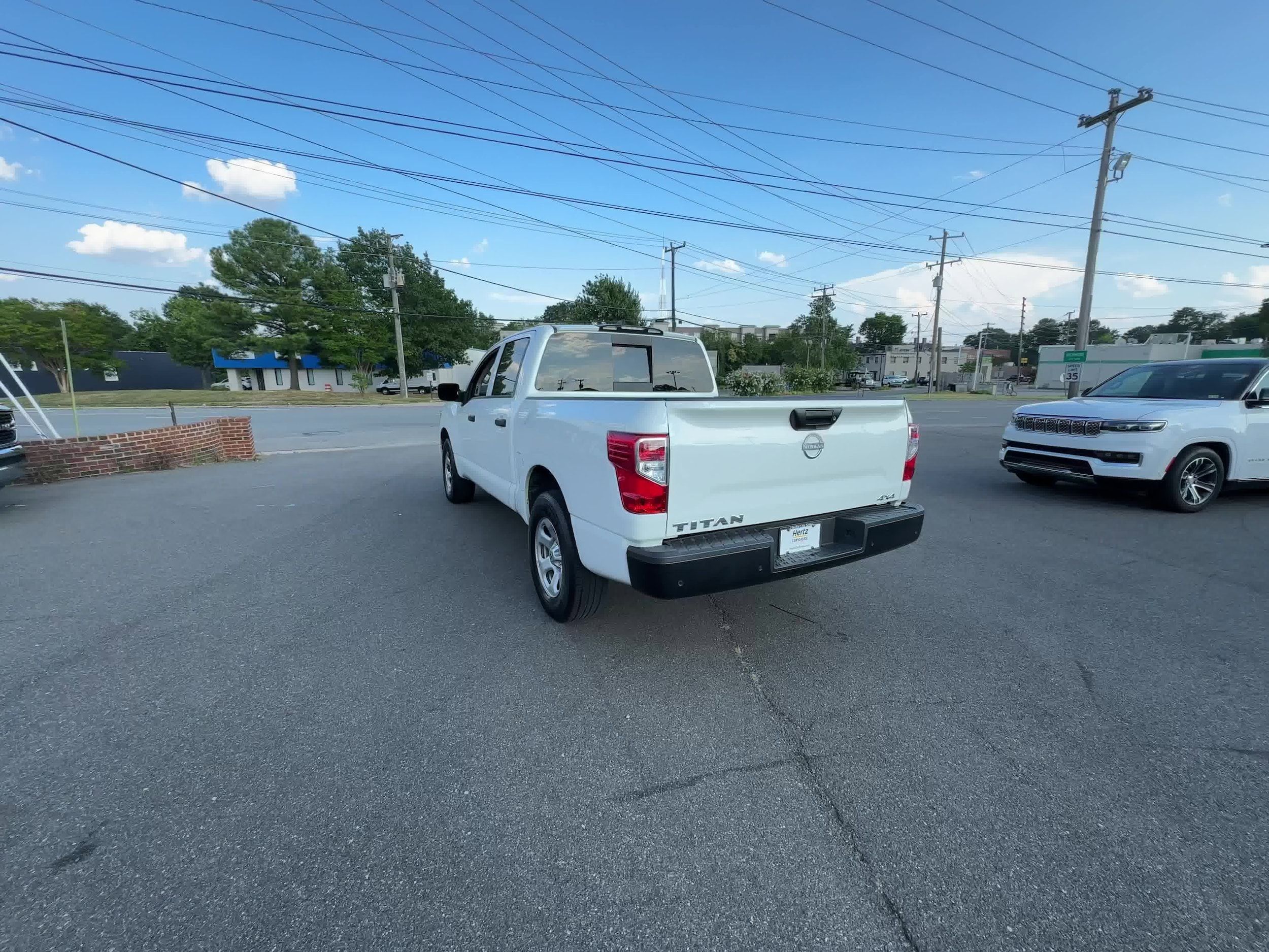 2023 Nissan Titan S 11