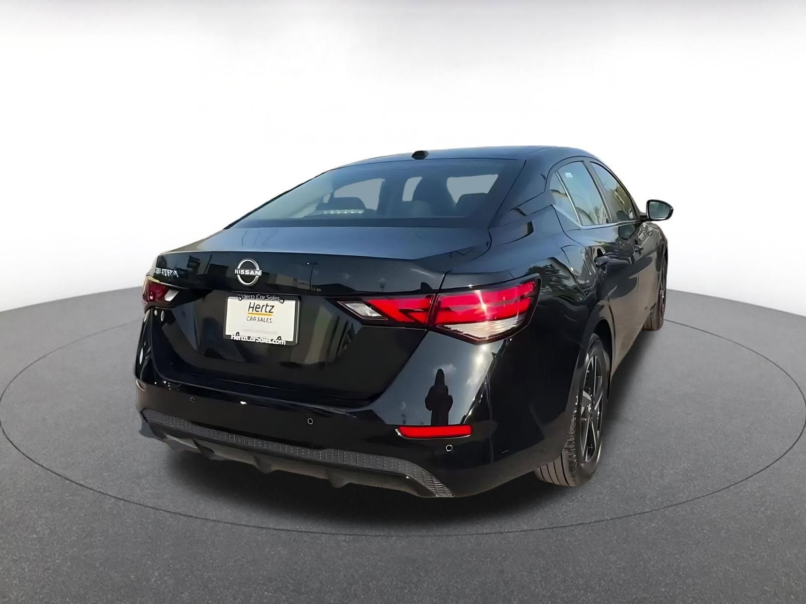 Thumbnail: 2025 Nissan Sentra - 15