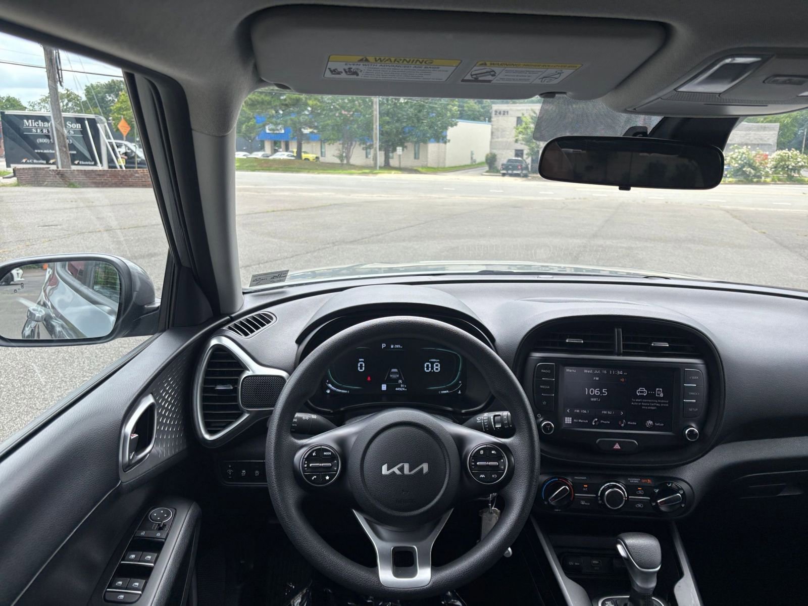 Thumbnail: 2023 Kia Soul - 32
