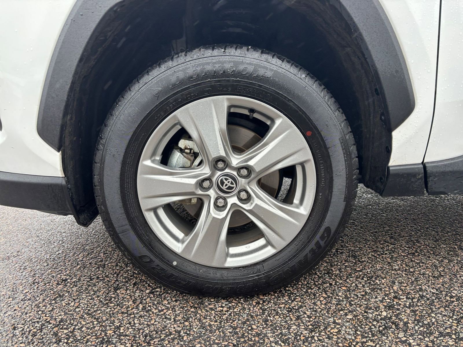 Thumbnail: 2025 Toyota RAV4 - 30