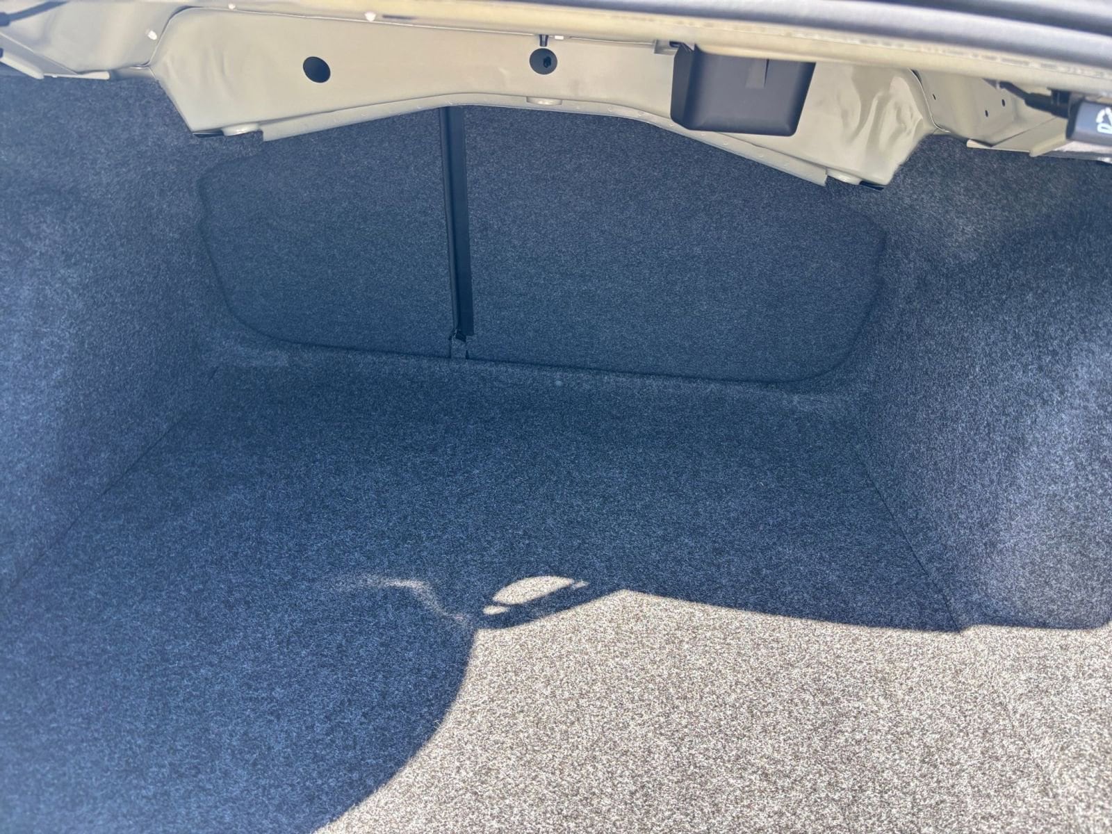 Thumbnail: 2025 Volkswagen Jetta - 30