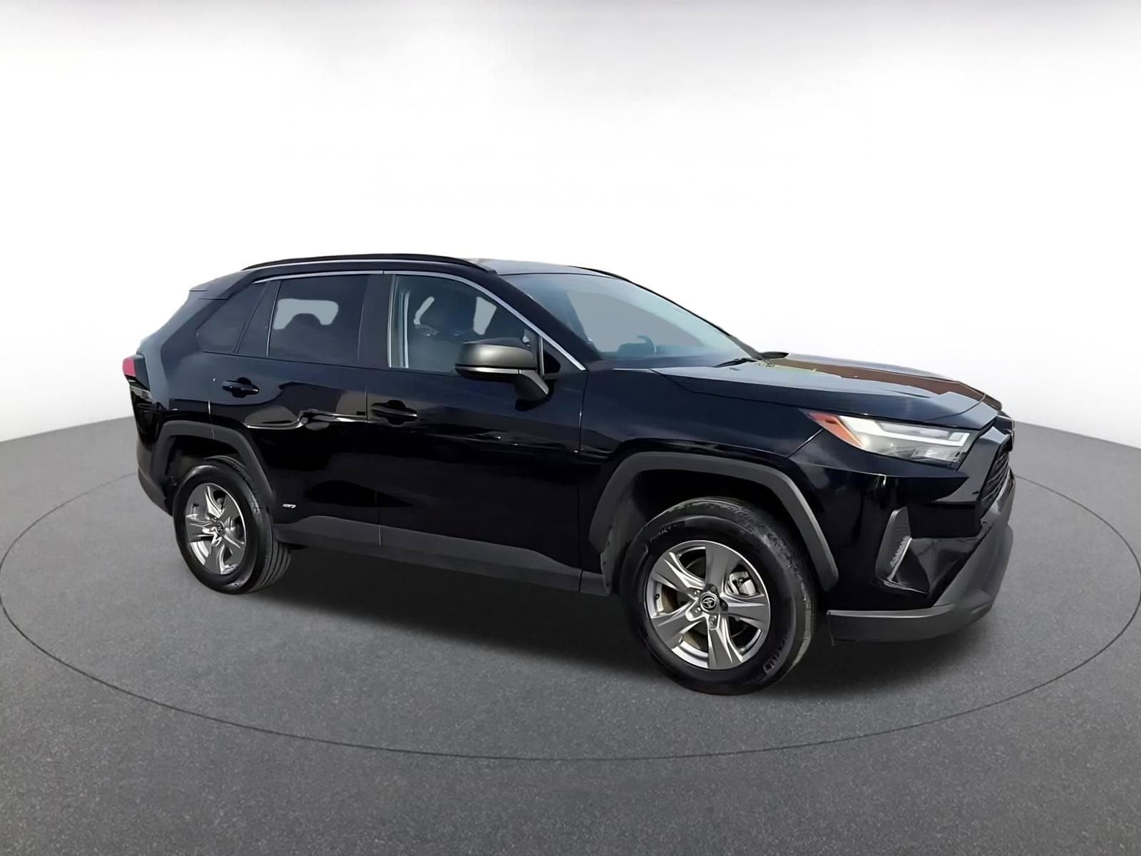 Thumbnail: 2025 Toyota RAV4 - 2