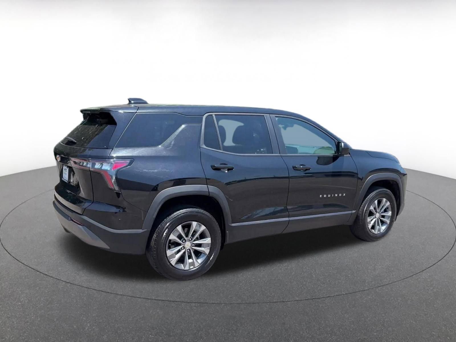Thumbnail: 2025 Chevrolet Equinox - 15