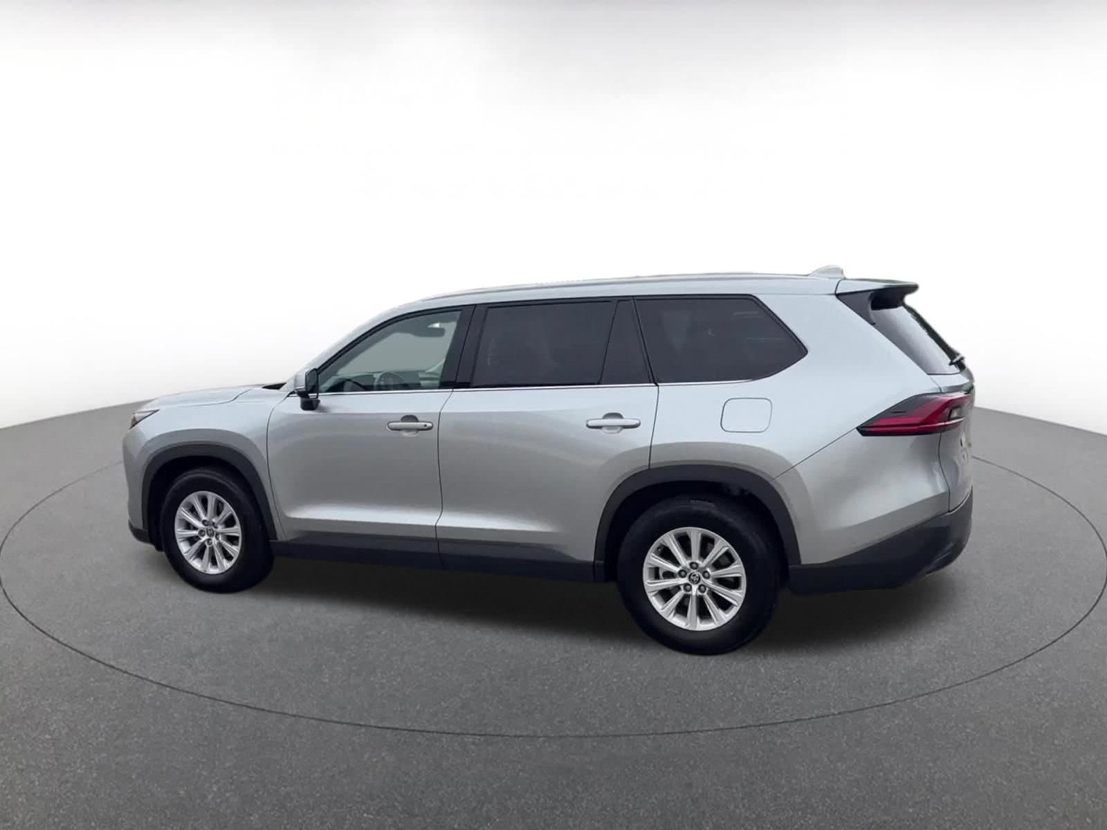 Thumbnail: 2025 Toyota Grand Highlander - 10
