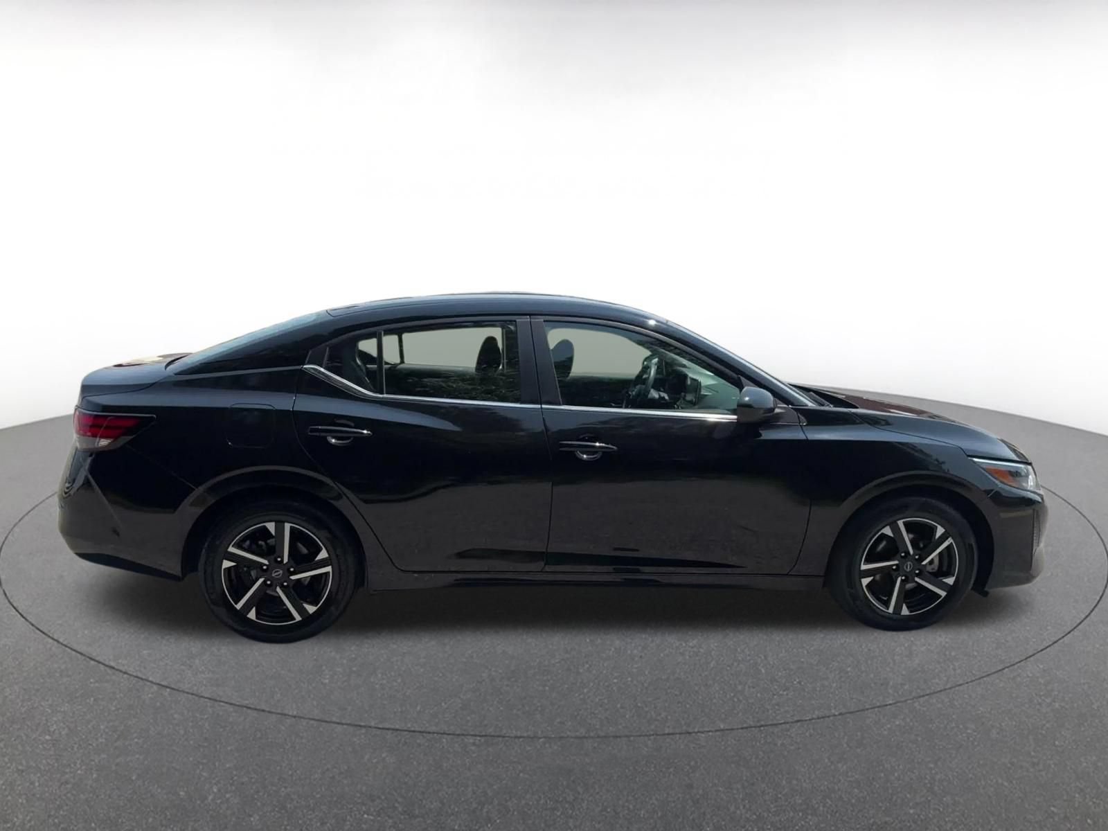 Thumbnail: 2025 Nissan Sentra - 16