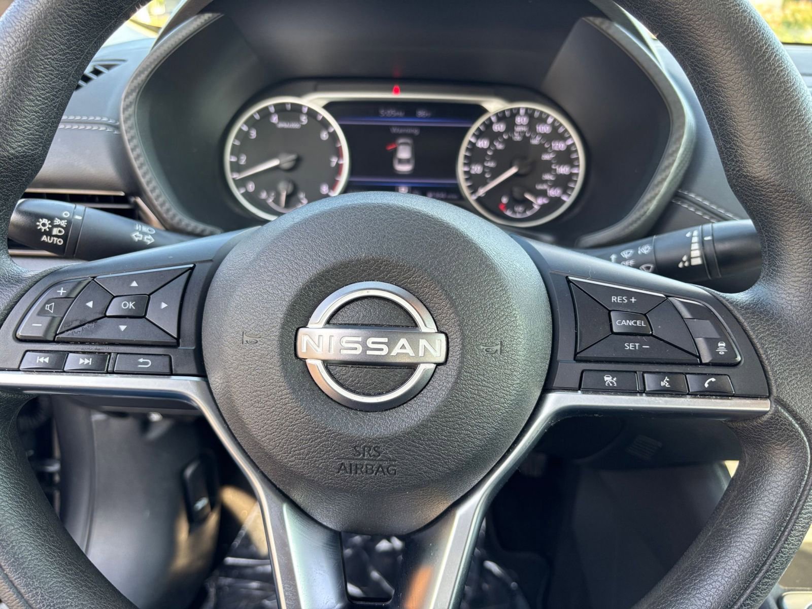 Thumbnail: 2024 Nissan Sentra - 25