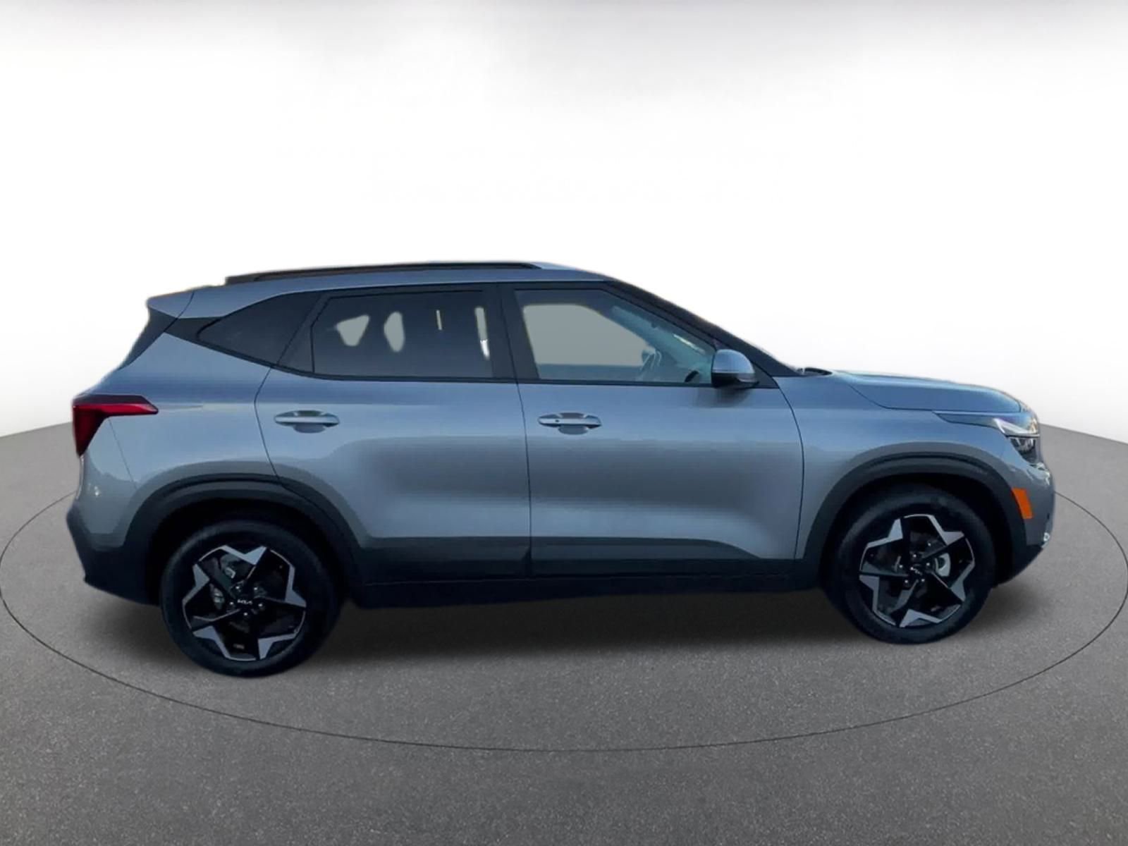 Thumbnail: 2025 Kia Seltos - 16