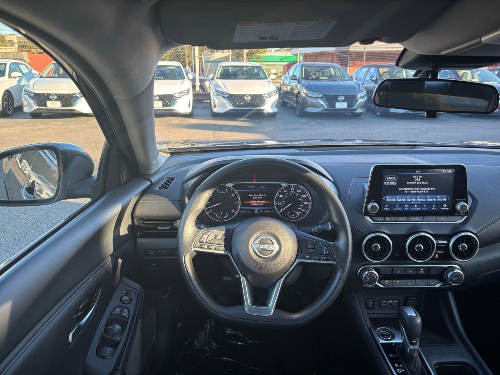 Thumbnail: 2024 Nissan Sentra - 32