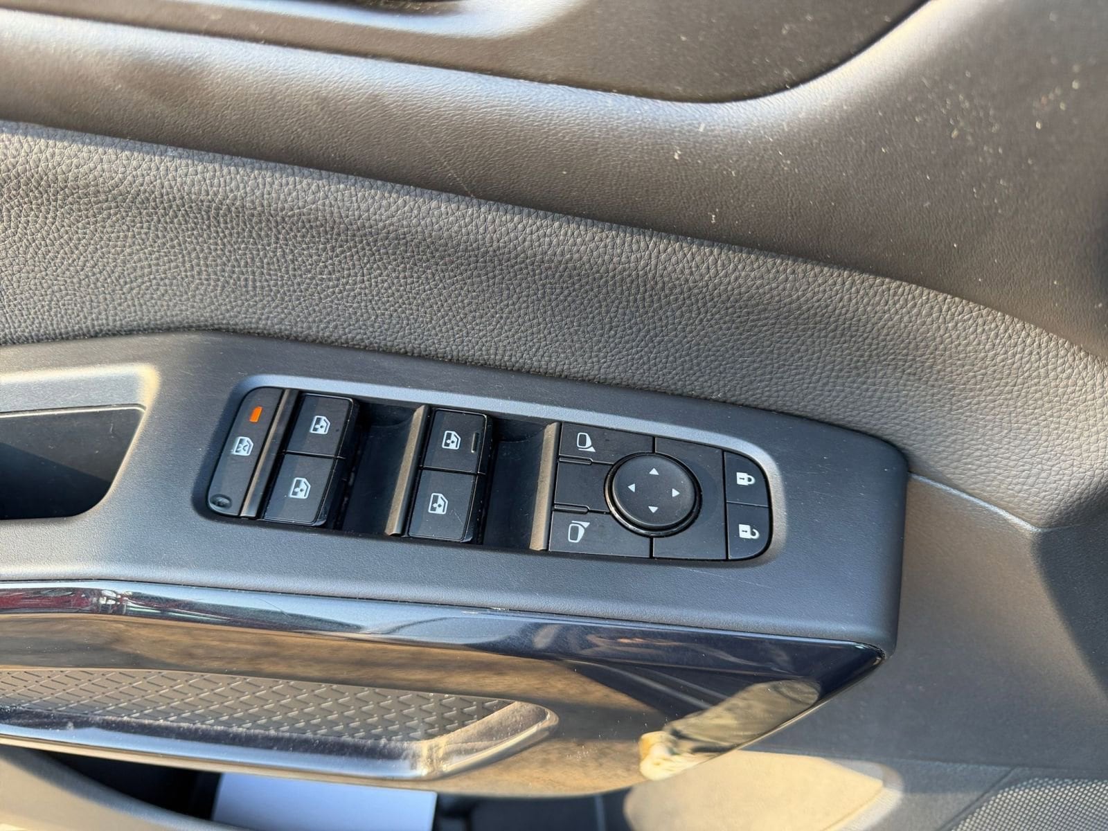 Thumbnail: 2025 Nissan Pathfinder - 18