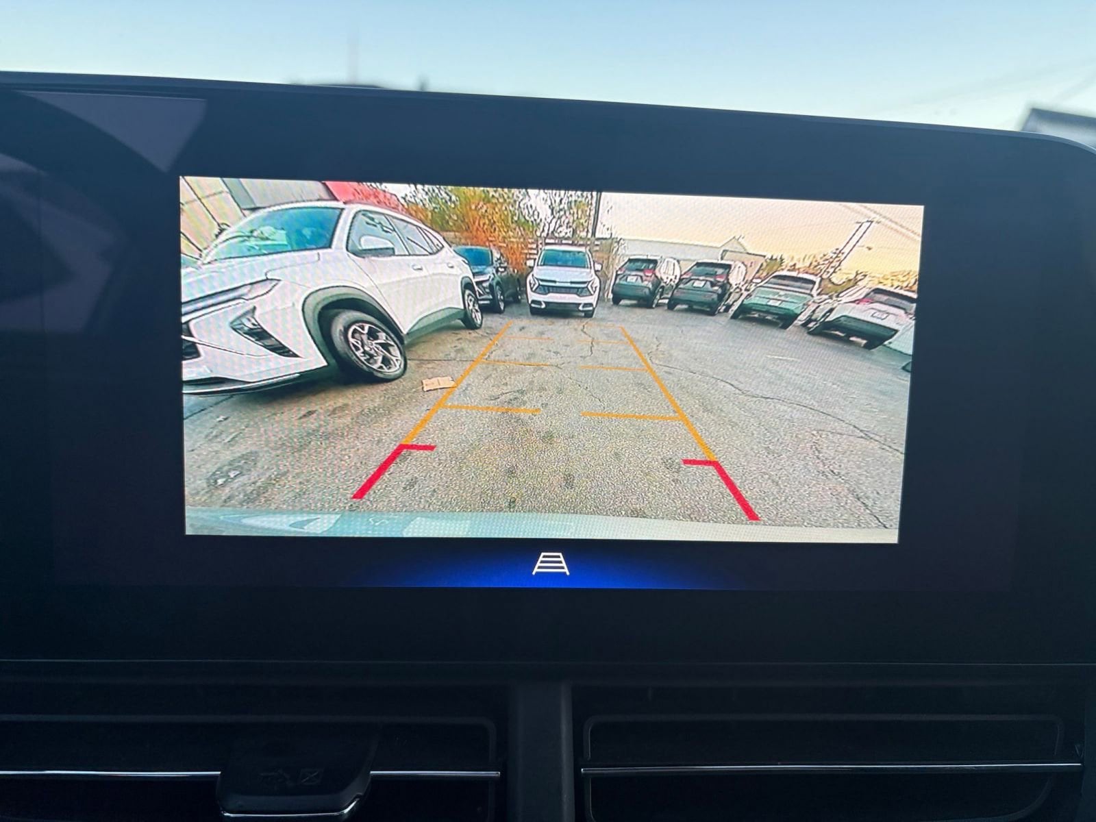 Thumbnail: 2025 Chevrolet Trax - 18