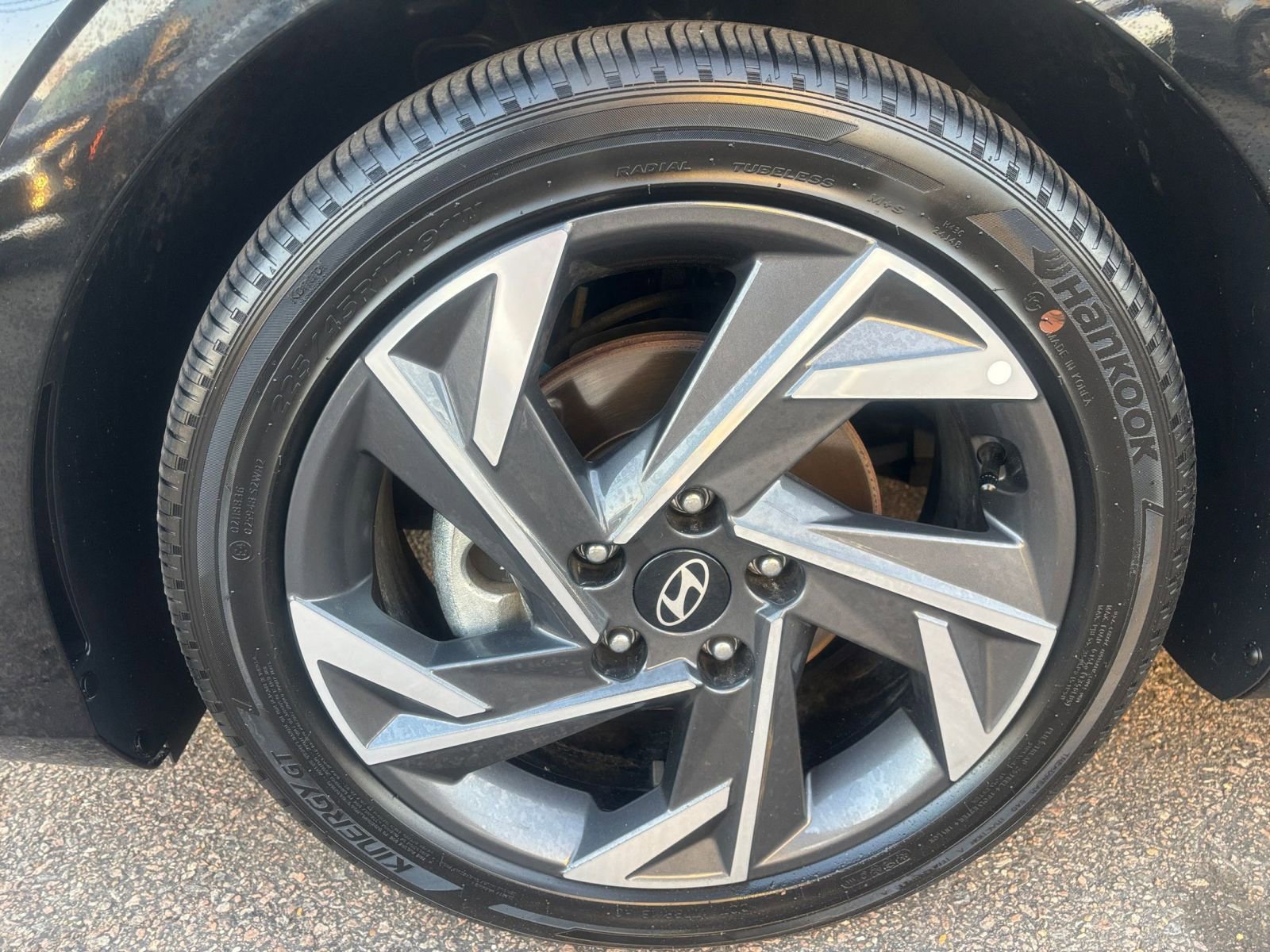 Thumbnail: 2025 Hyundai Elantra - 33