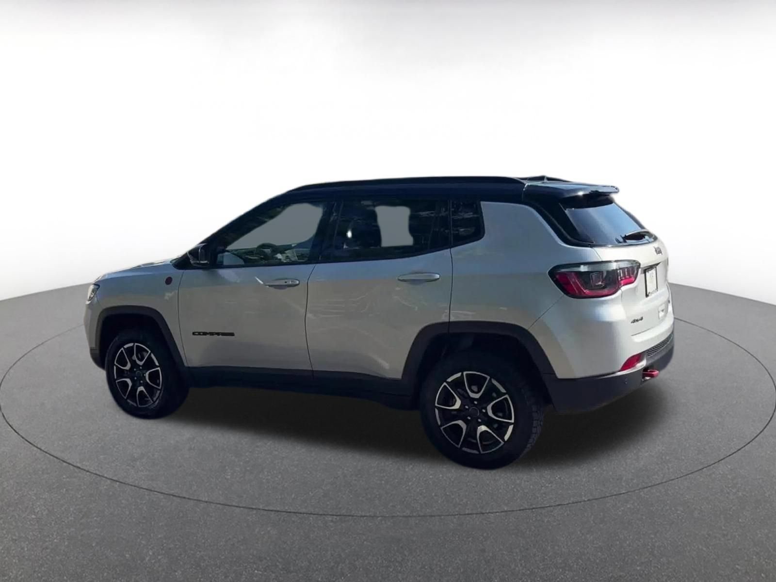 Thumbnail: 2025 Jeep Compass - 10