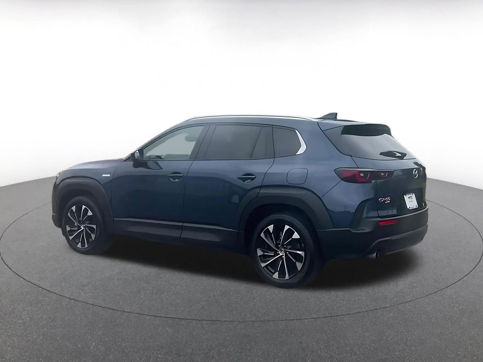 Thumbnail: 2025 Mazda CX-50 - 10