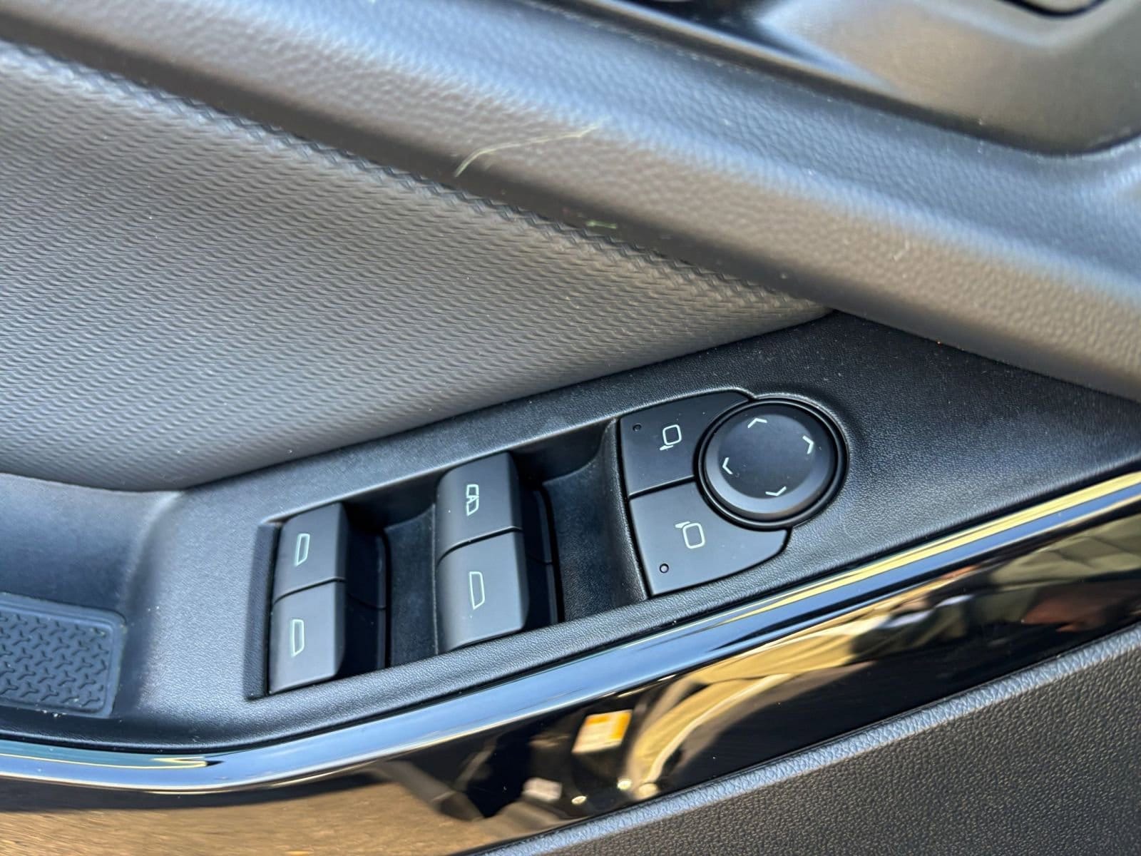 Thumbnail: 2025 Chevrolet Equinox - 20