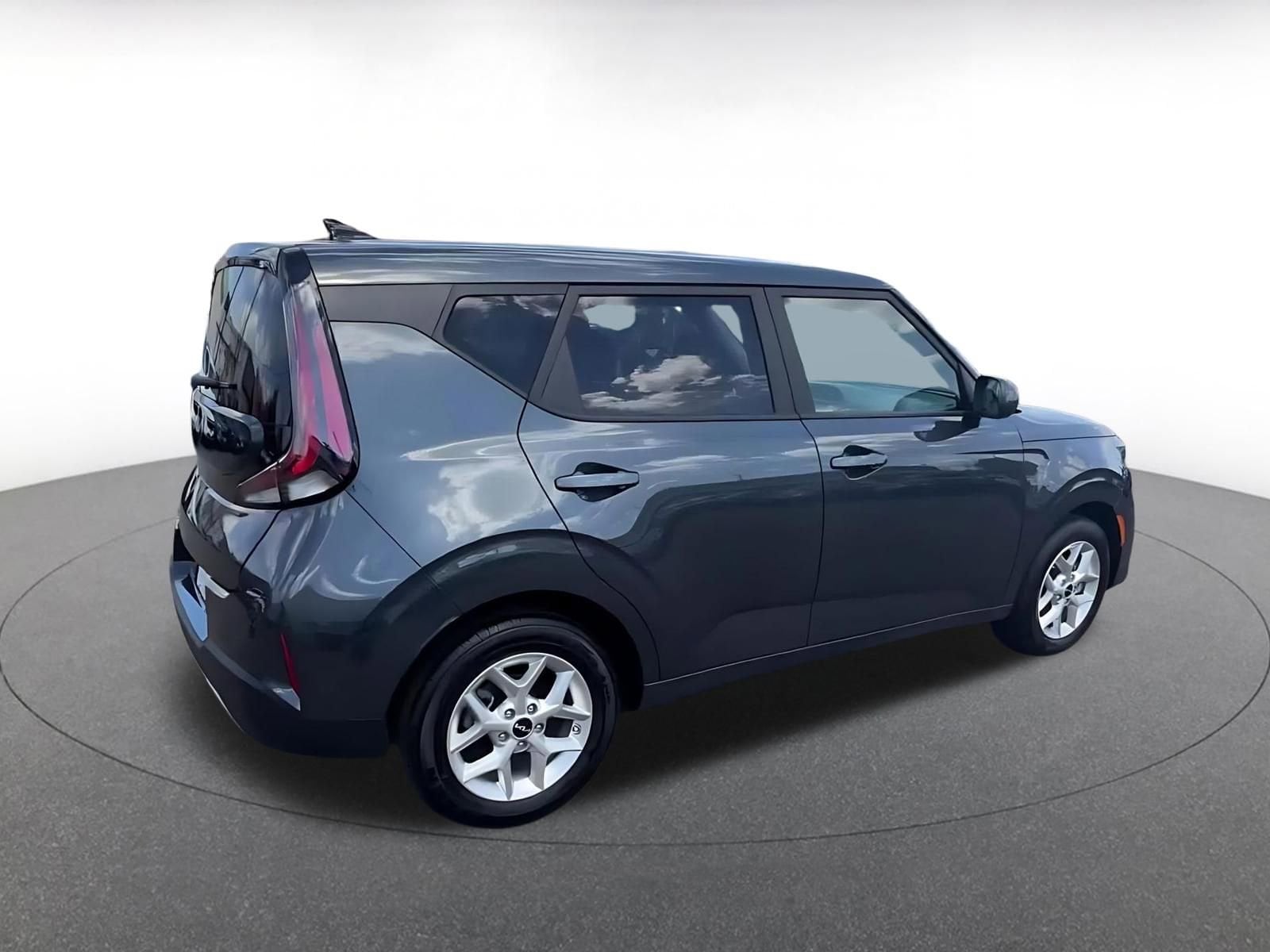 Thumbnail: 2025 Kia Soul - 15