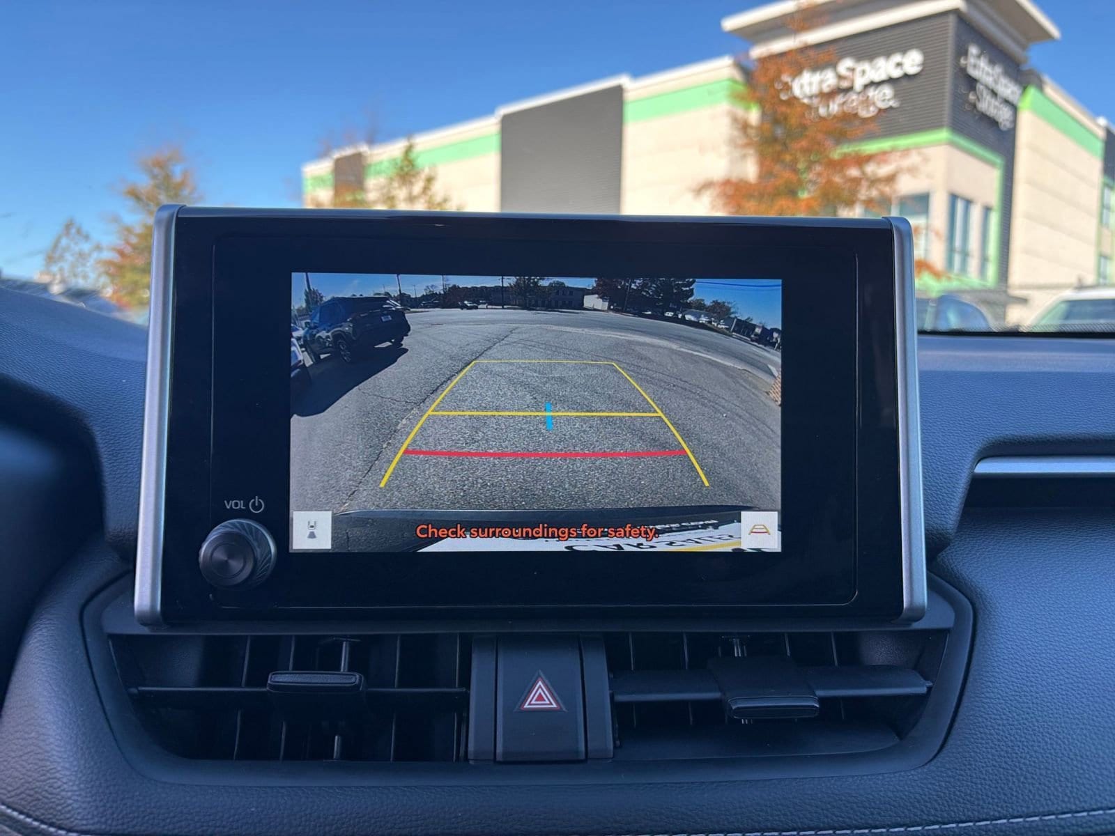 Thumbnail: 2025 Toyota RAV4 - 17