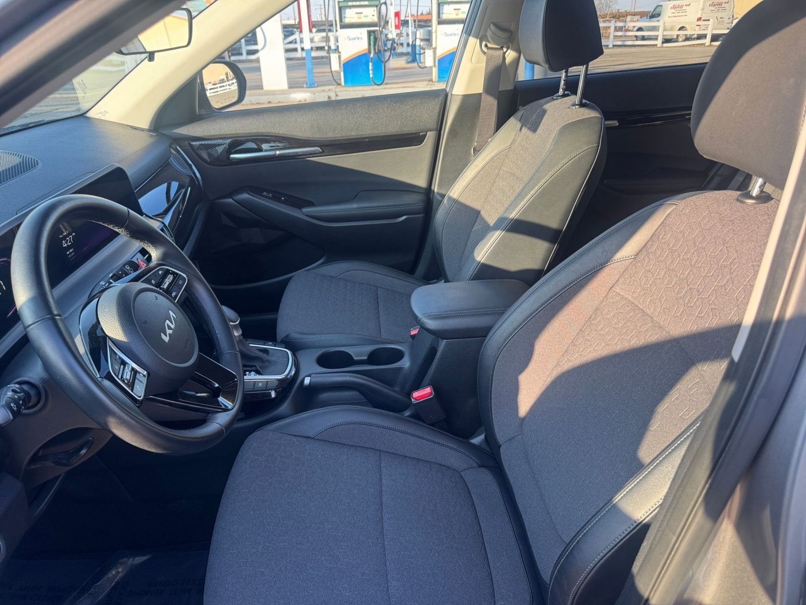 Thumbnail: 2025 Kia Seltos - 28