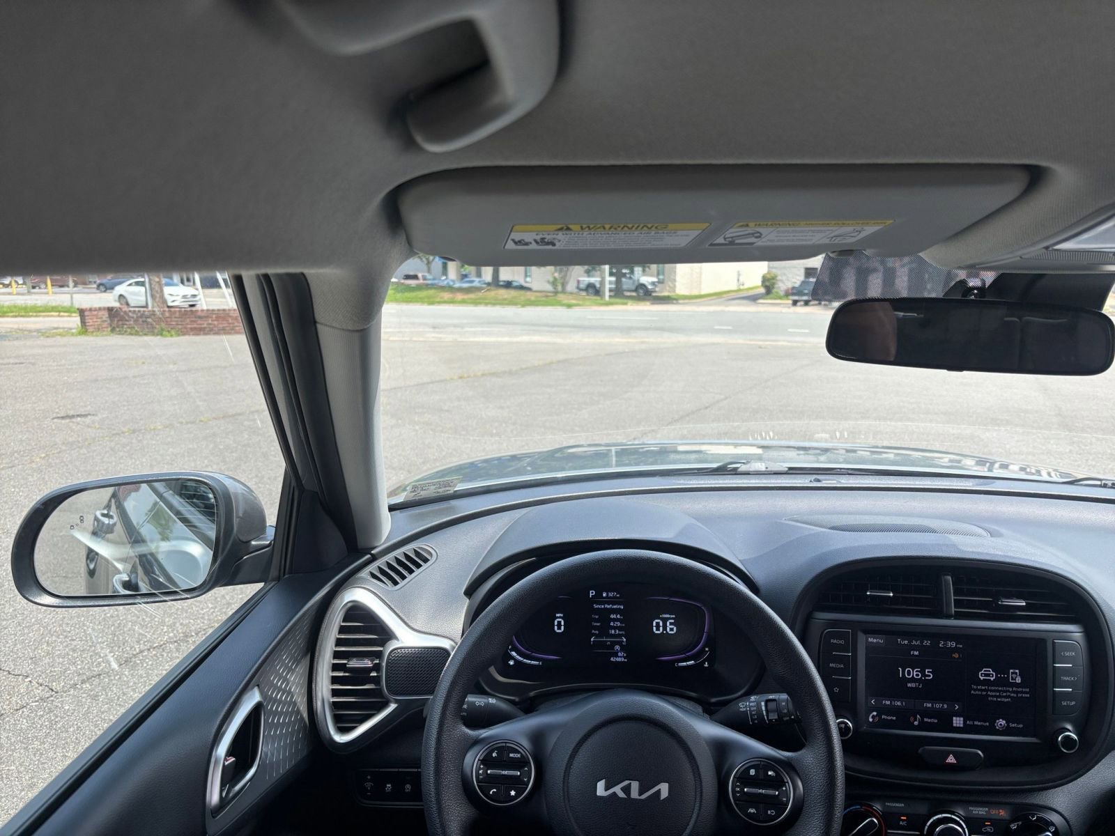 Thumbnail: 2023 Kia Soul - 32