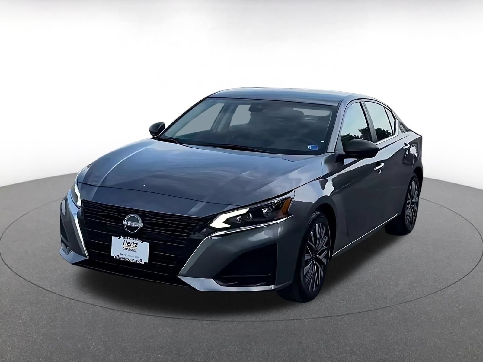 Thumbnail: 2025 Nissan Altima - 6