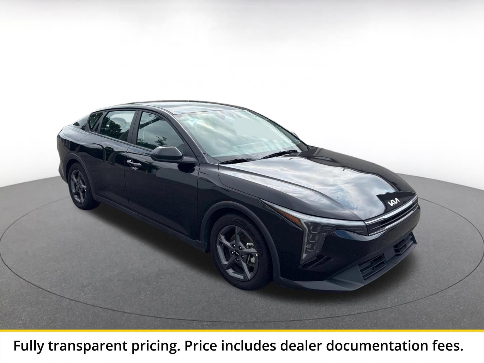 Thumbnail: 2025 Kia K4 - 1