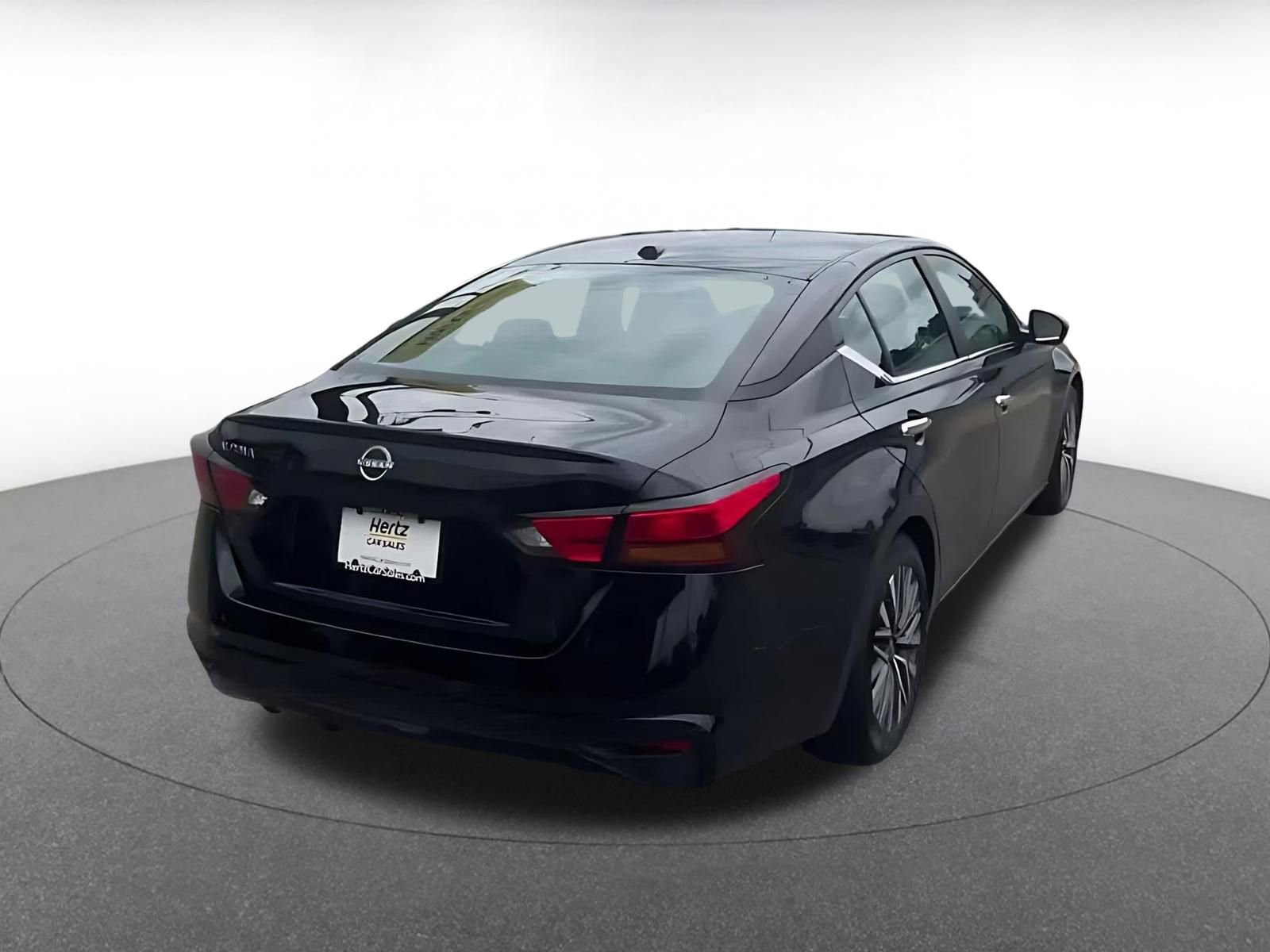 Thumbnail: 2025 Nissan Altima - 15