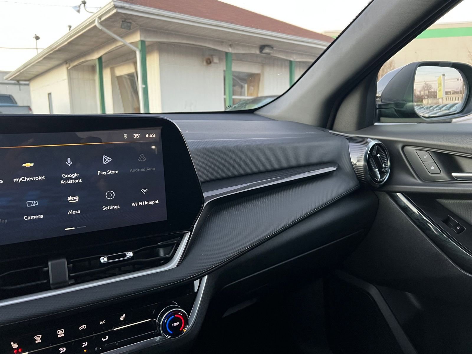 Thumbnail: 2025 Chevrolet Equinox - 34