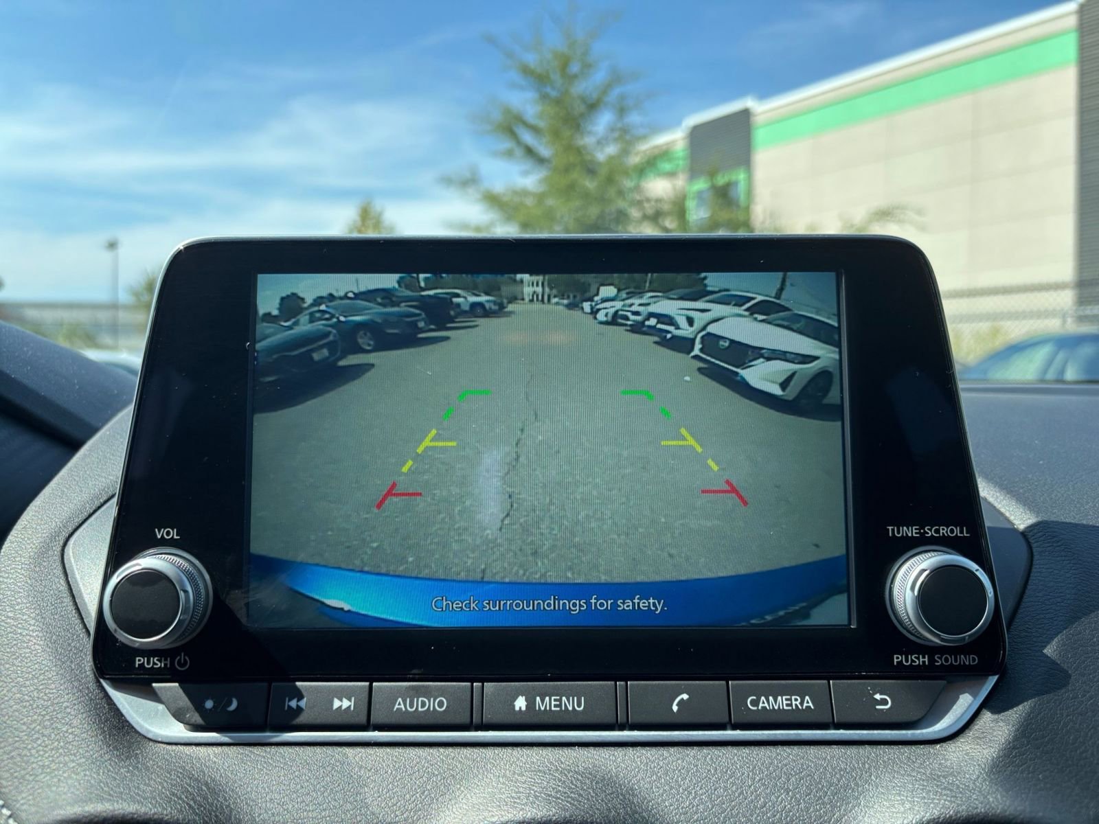 Thumbnail: 2024 Nissan Sentra - 17