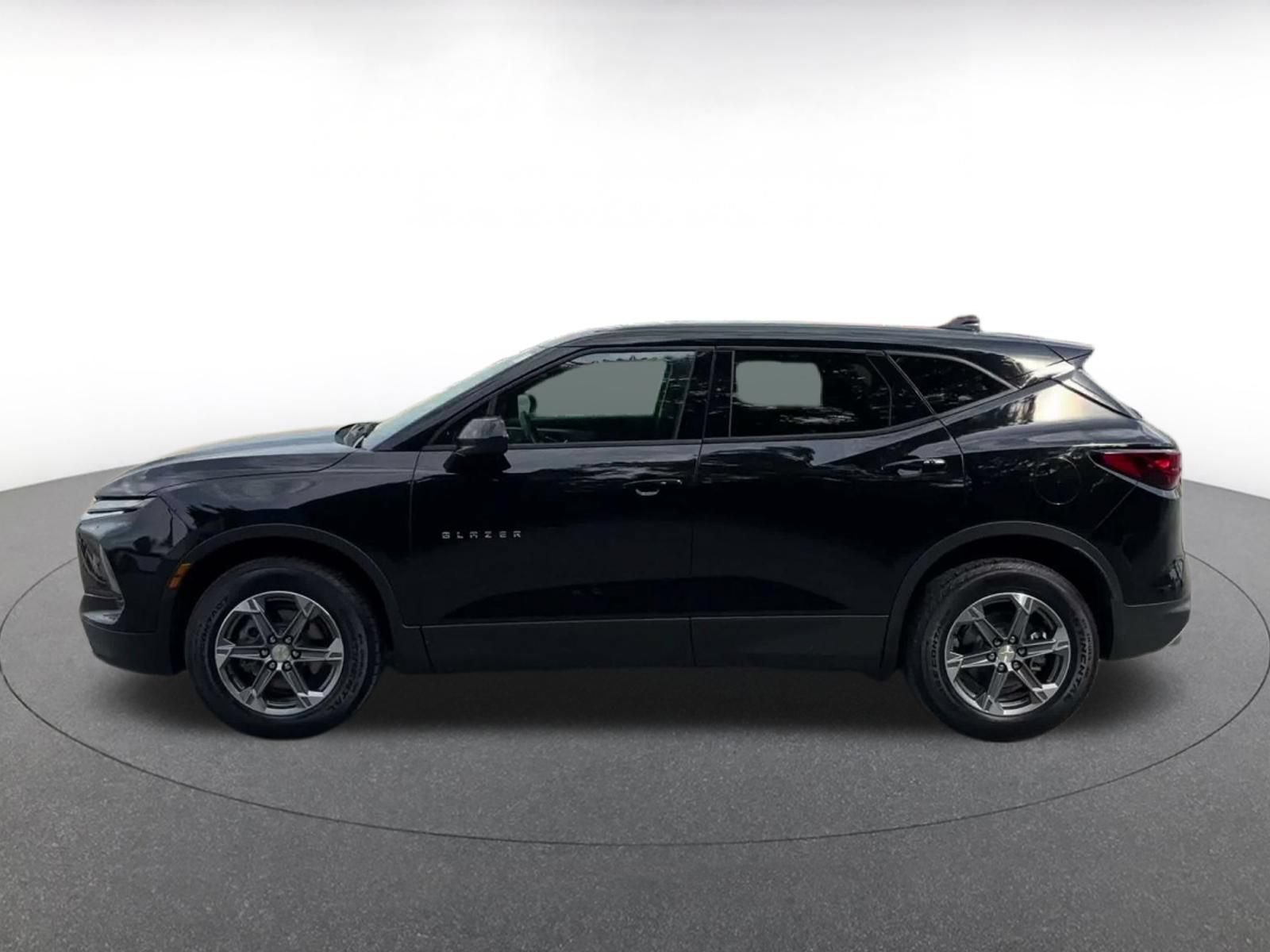Thumbnail: 2026 Chevrolet Blazer - 8