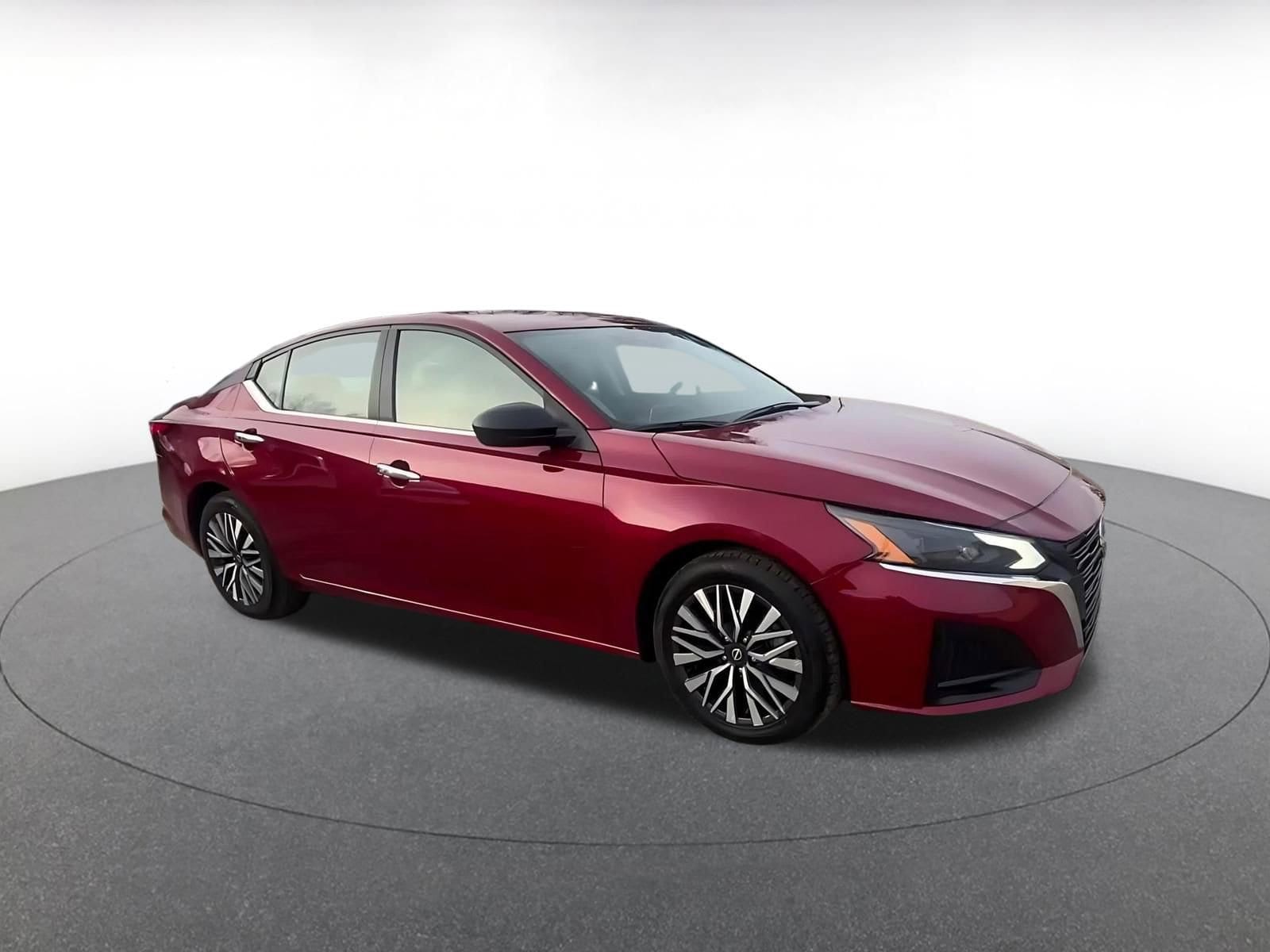 Thumbnail: 2025 Nissan Altima - 2