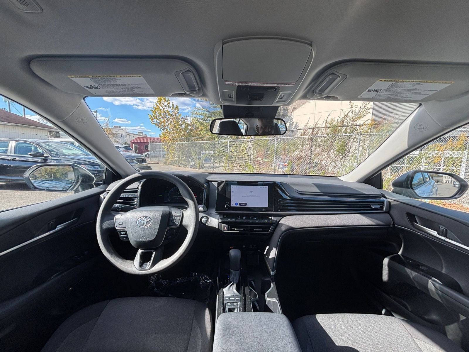 Thumbnail: 2025 Toyota Camry - 32