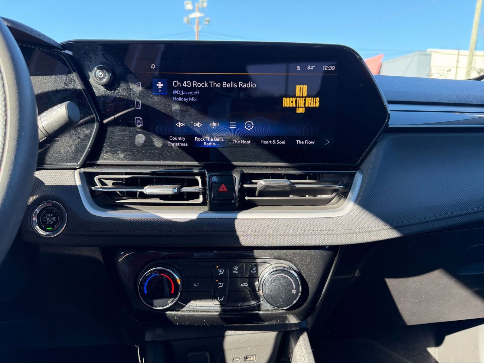 Thumbnail: 2025 Chevrolet TrailBlazer - 18