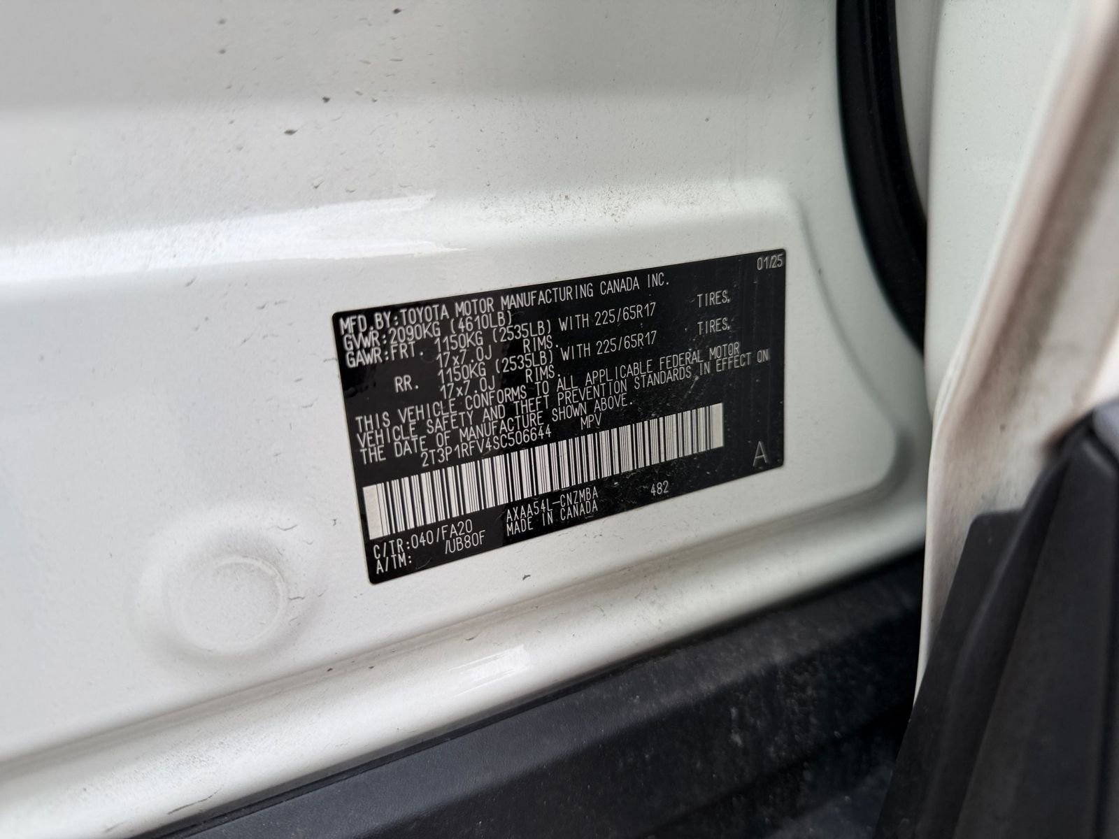 Thumbnail: 2025 Toyota RAV4 - 31