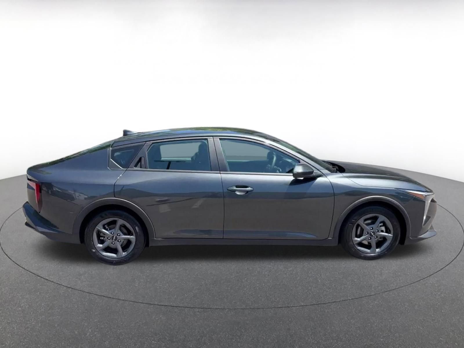 Thumbnail: 2025 Kia K4 - 16