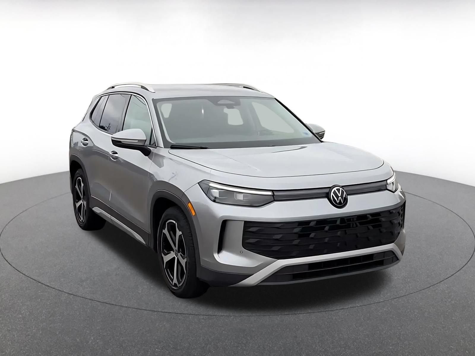 Thumbnail: 2026 Volkswagen Tiguan - 3