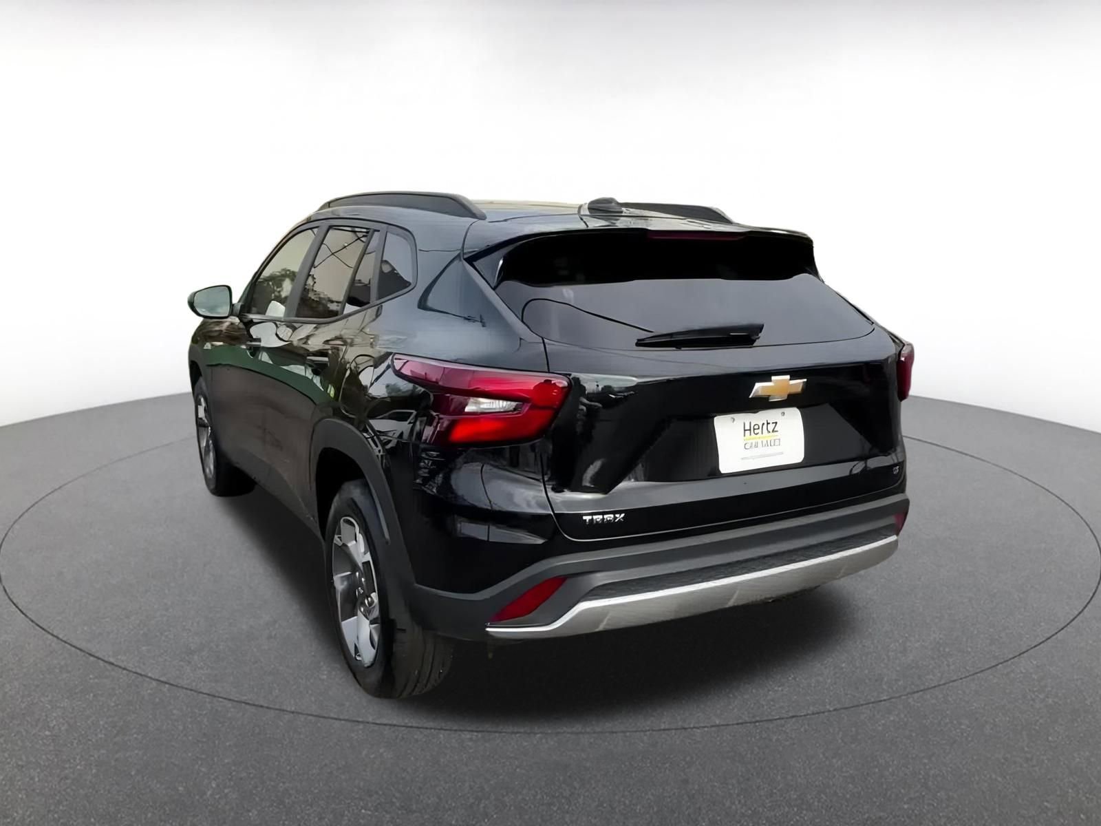 Thumbnail: 2025 Chevrolet Trax - 11