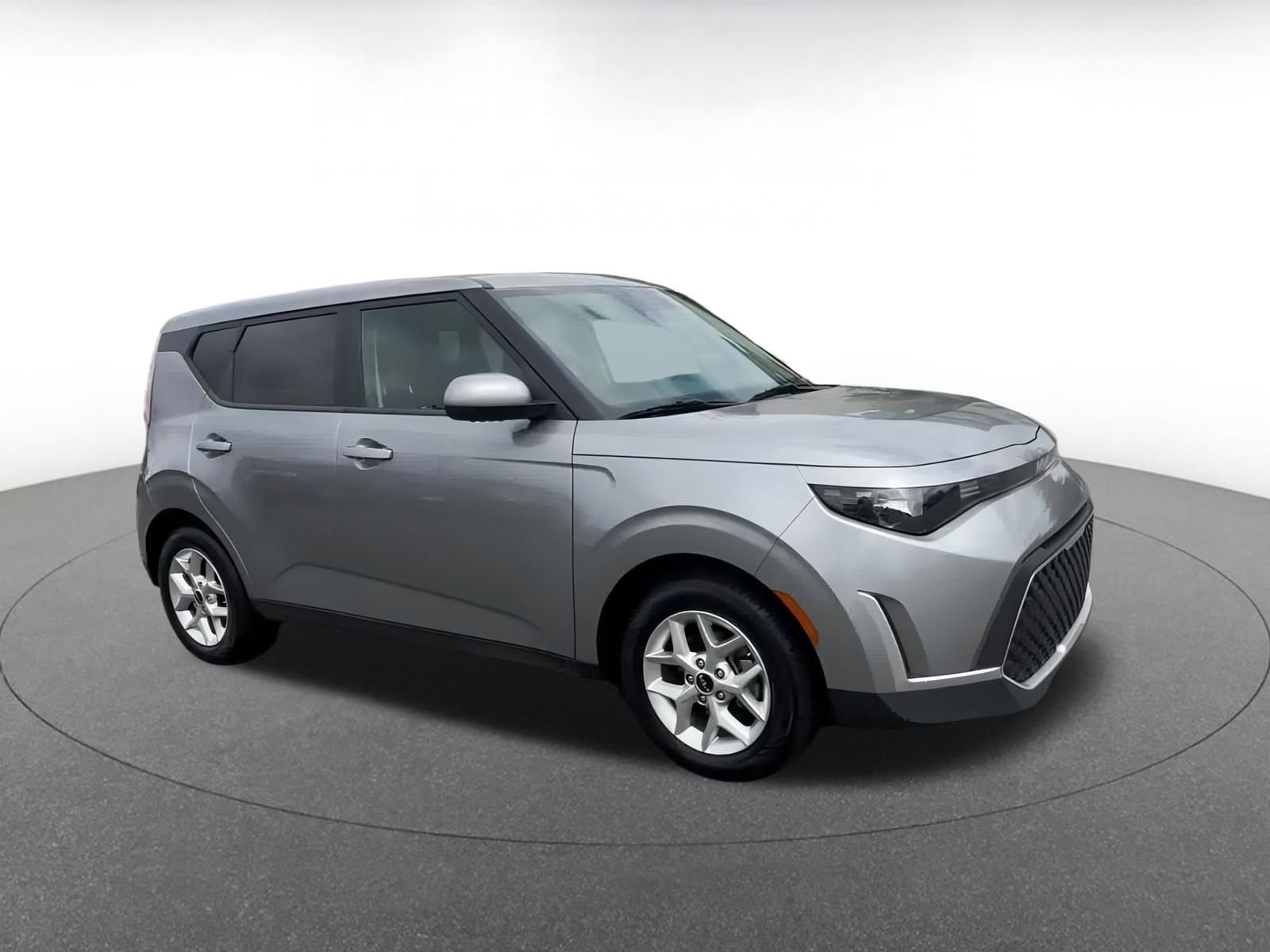Thumbnail: 2023 Kia Soul - 2