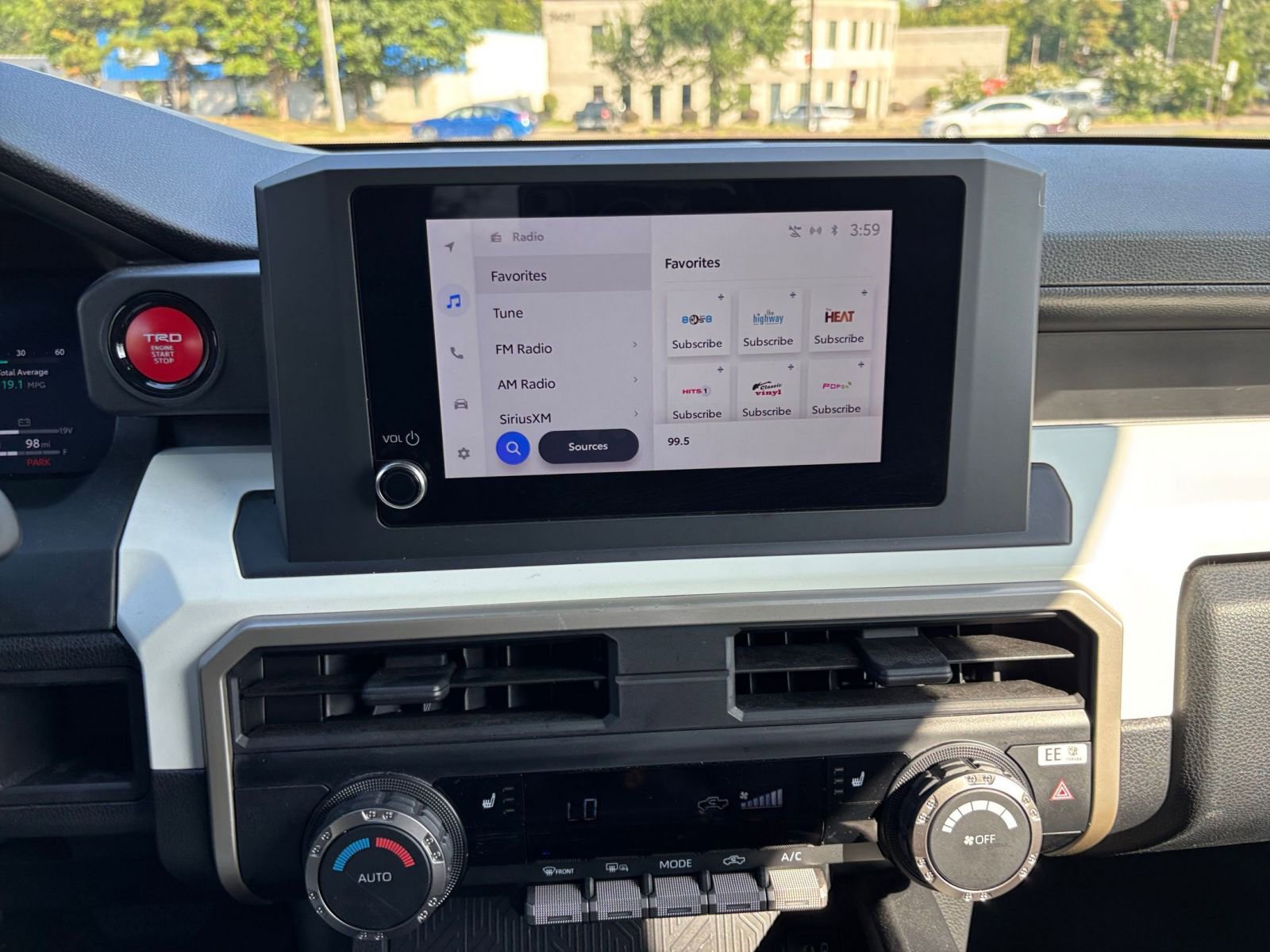 Thumbnail: 2024 Toyota Tacoma - 18