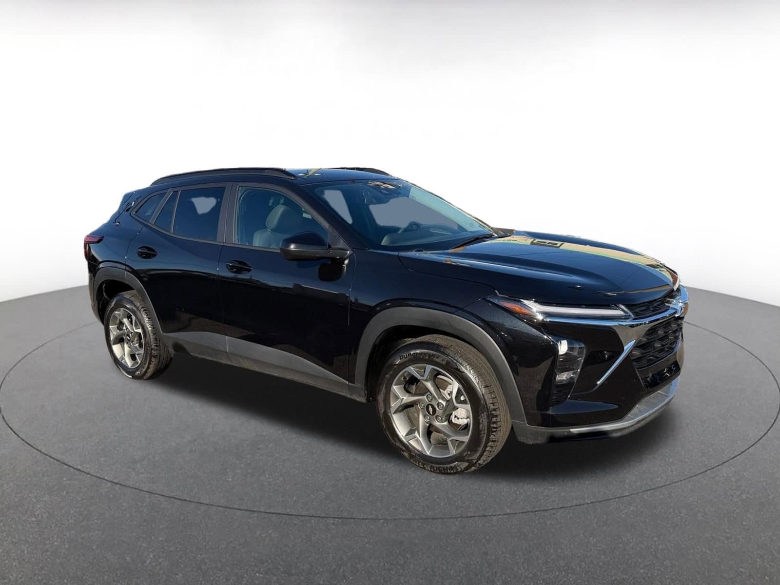 Thumbnail: 2025 Chevrolet Trax - 1