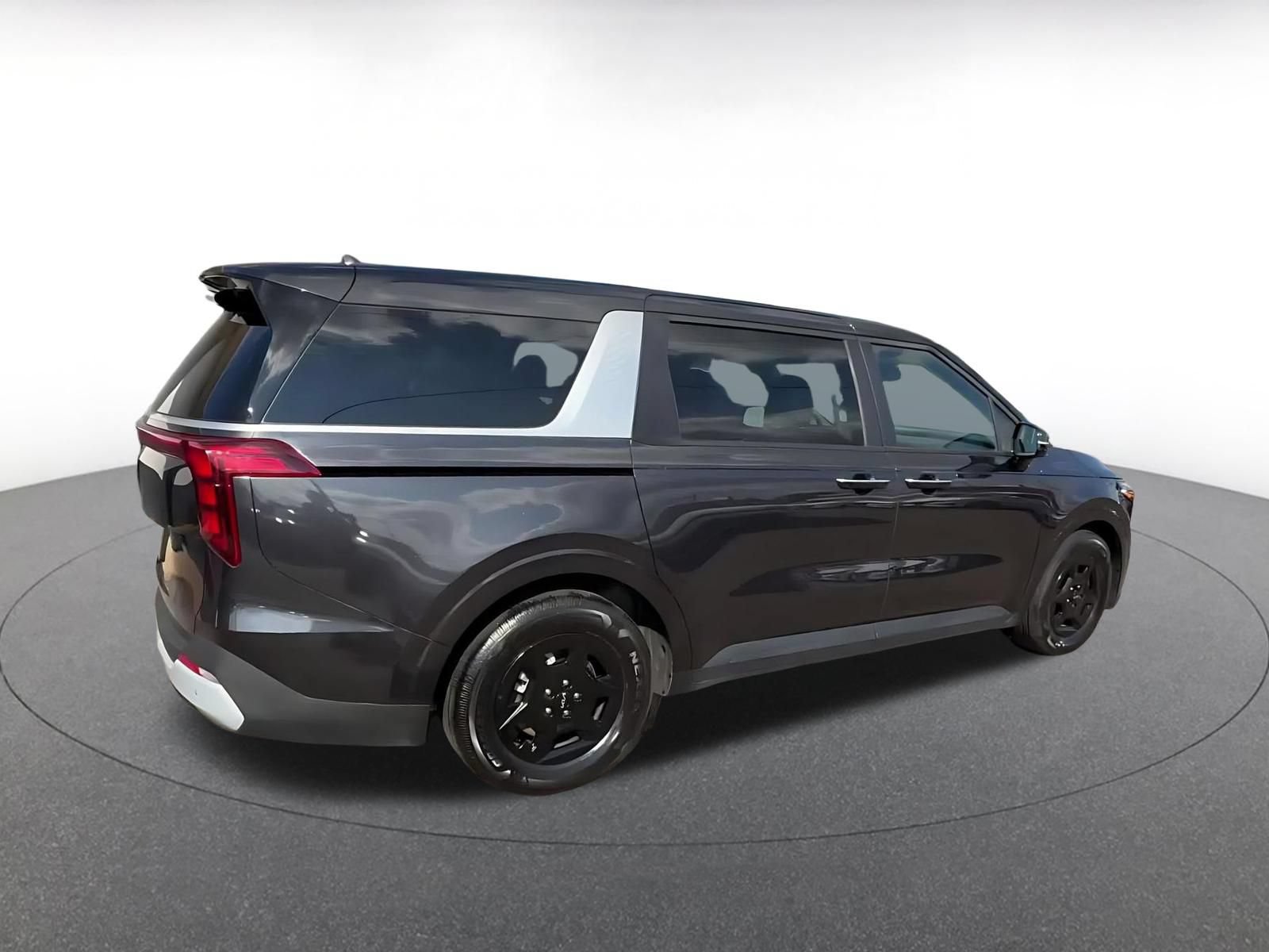 Thumbnail: 2026 Kia Carnival - 15