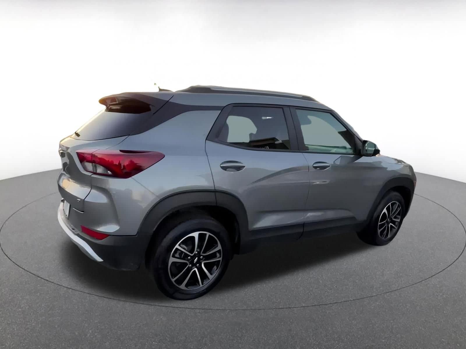 Thumbnail: 2025 Chevrolet TrailBlazer - 15