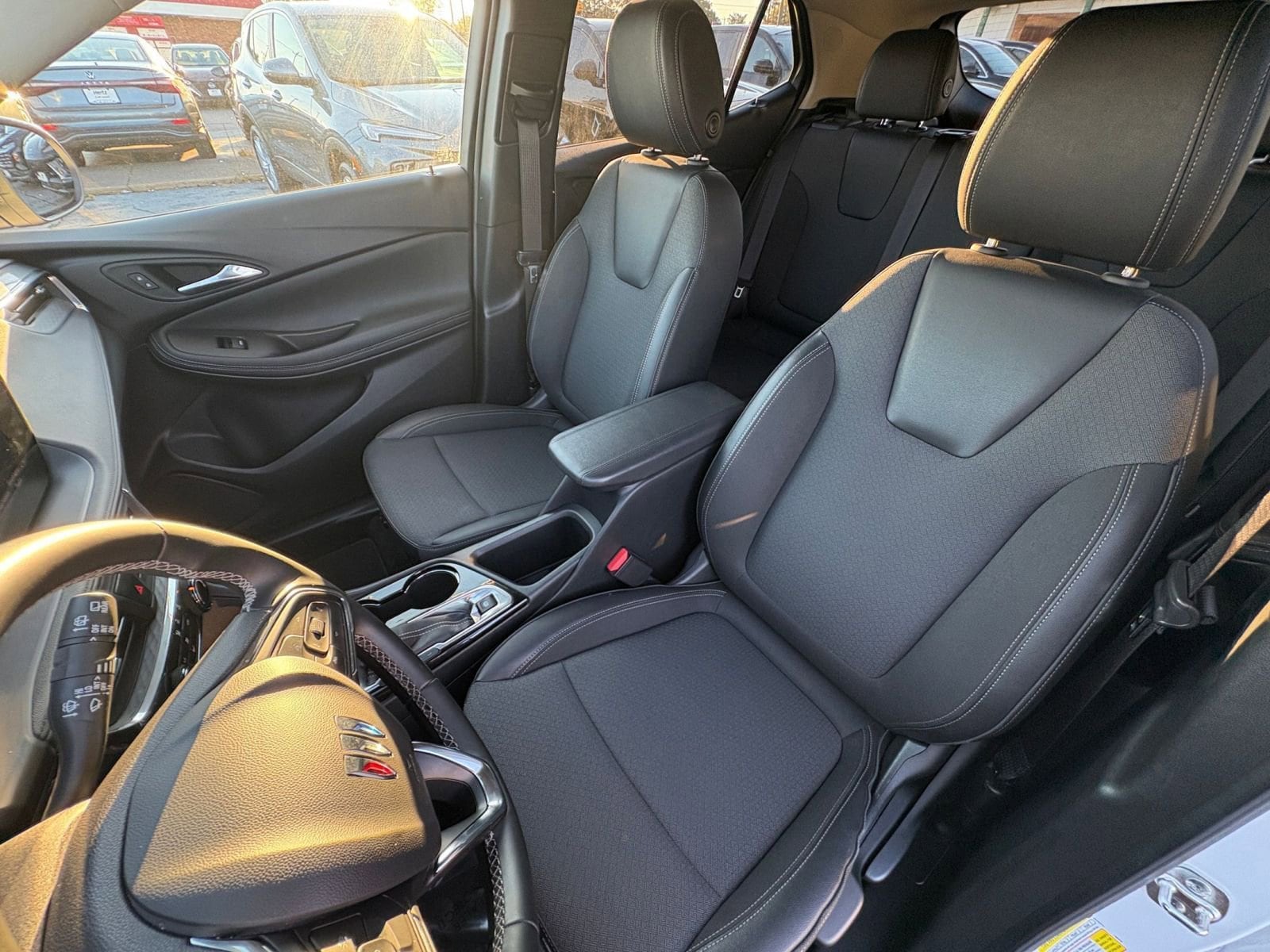 Thumbnail: 2025 Buick Encore GX - 34