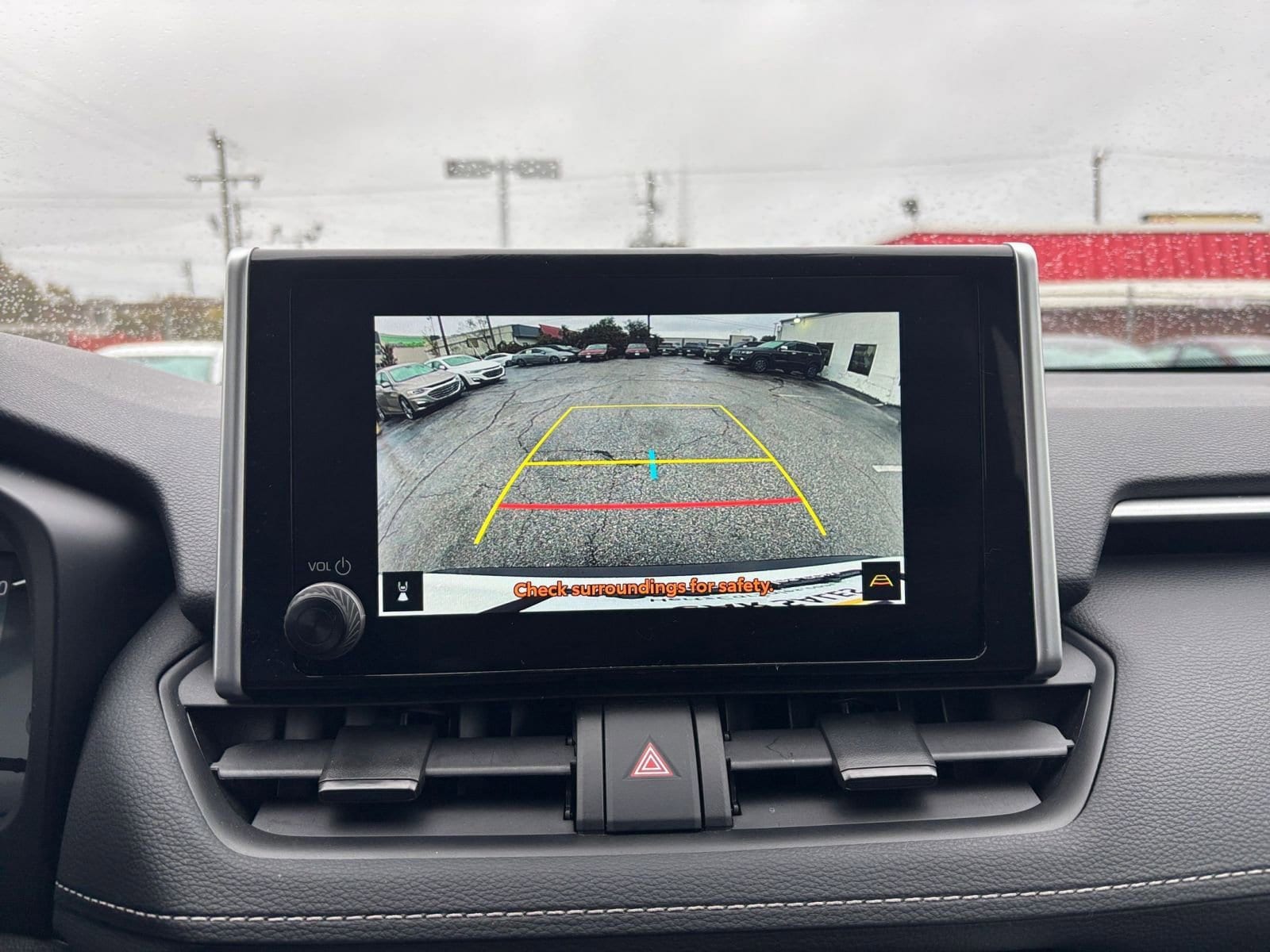 Thumbnail: 2025 Toyota RAV4 - 17