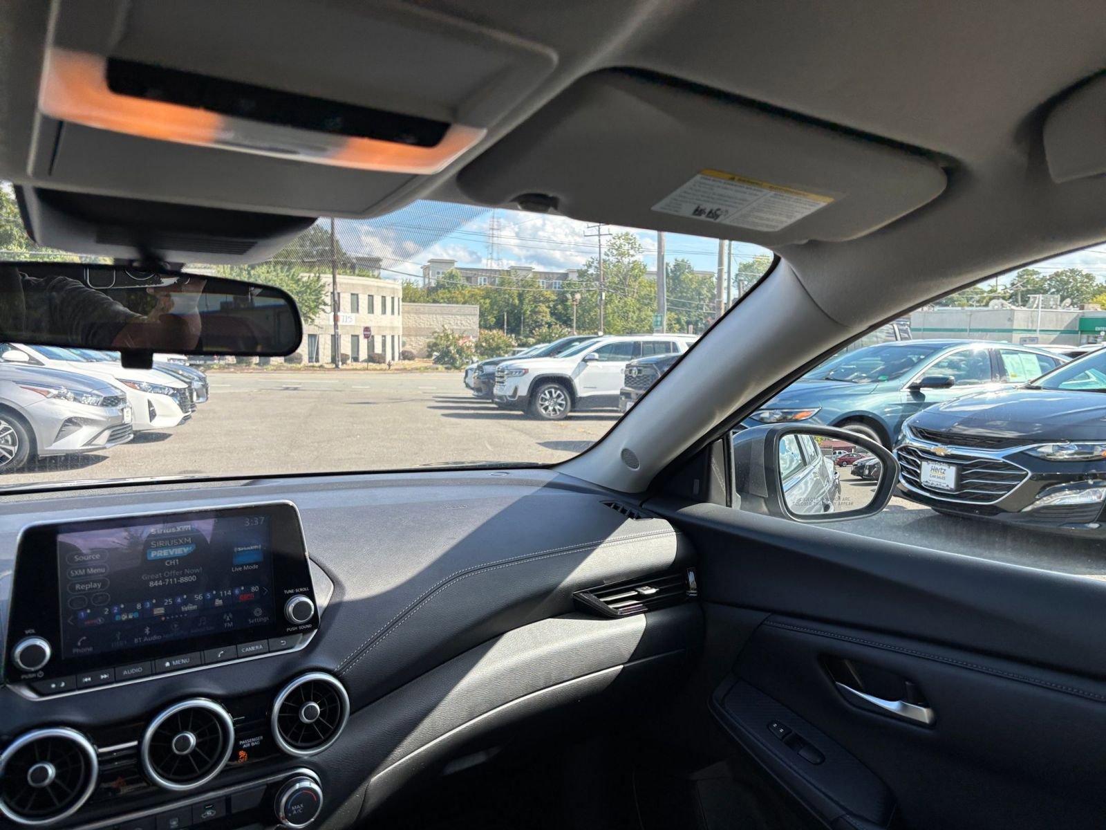 Thumbnail: 2024 Nissan Sentra - 33