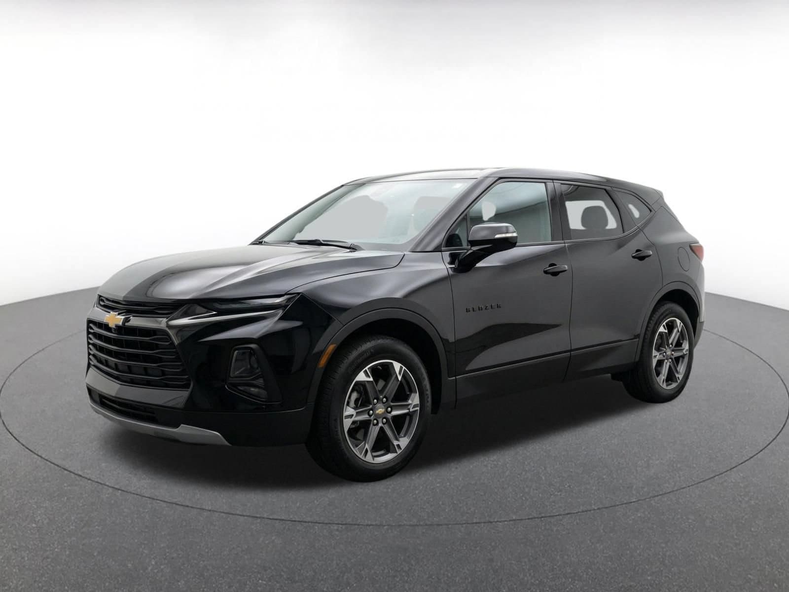 Thumbnail: 2025 Chevrolet Blazer - 3